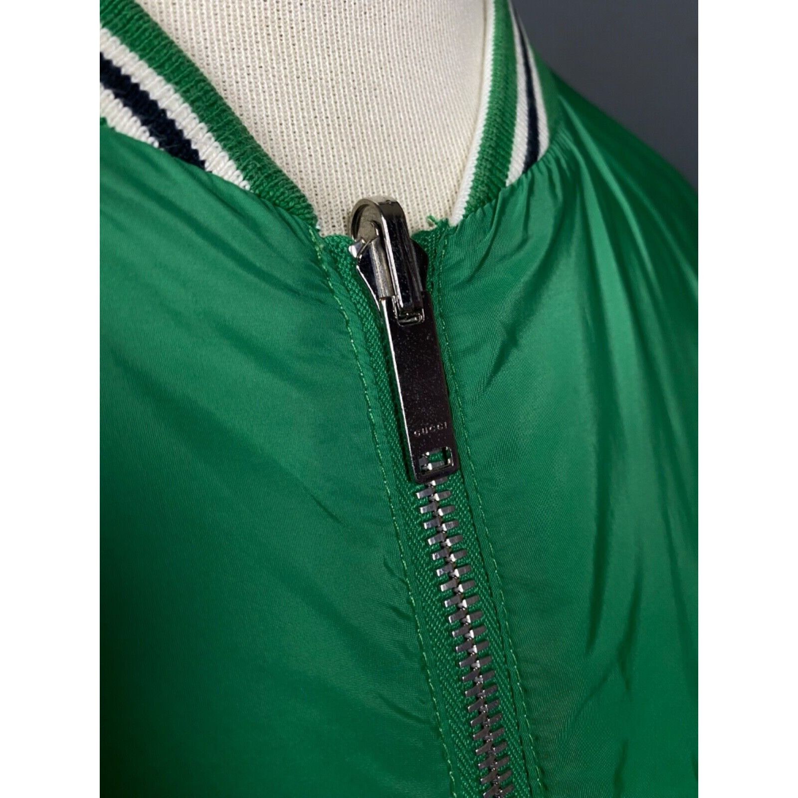 Gucci Gucci Men's Green Beige Reversible Nylon Bomber Jacket Size Size US L / EU 52-54 / 3 - 7 Thumbnail