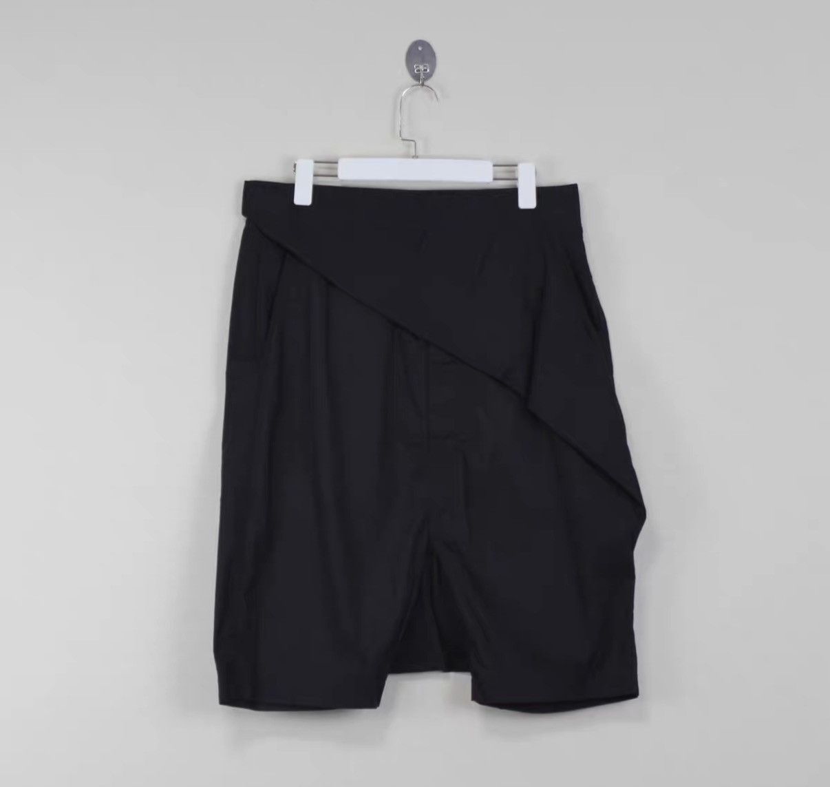 Rick Owens Rick Owens Mainline Classic Diagonal-Fly Tailored Shorts Size US 38 / EU 54 - 1 Thumbnail