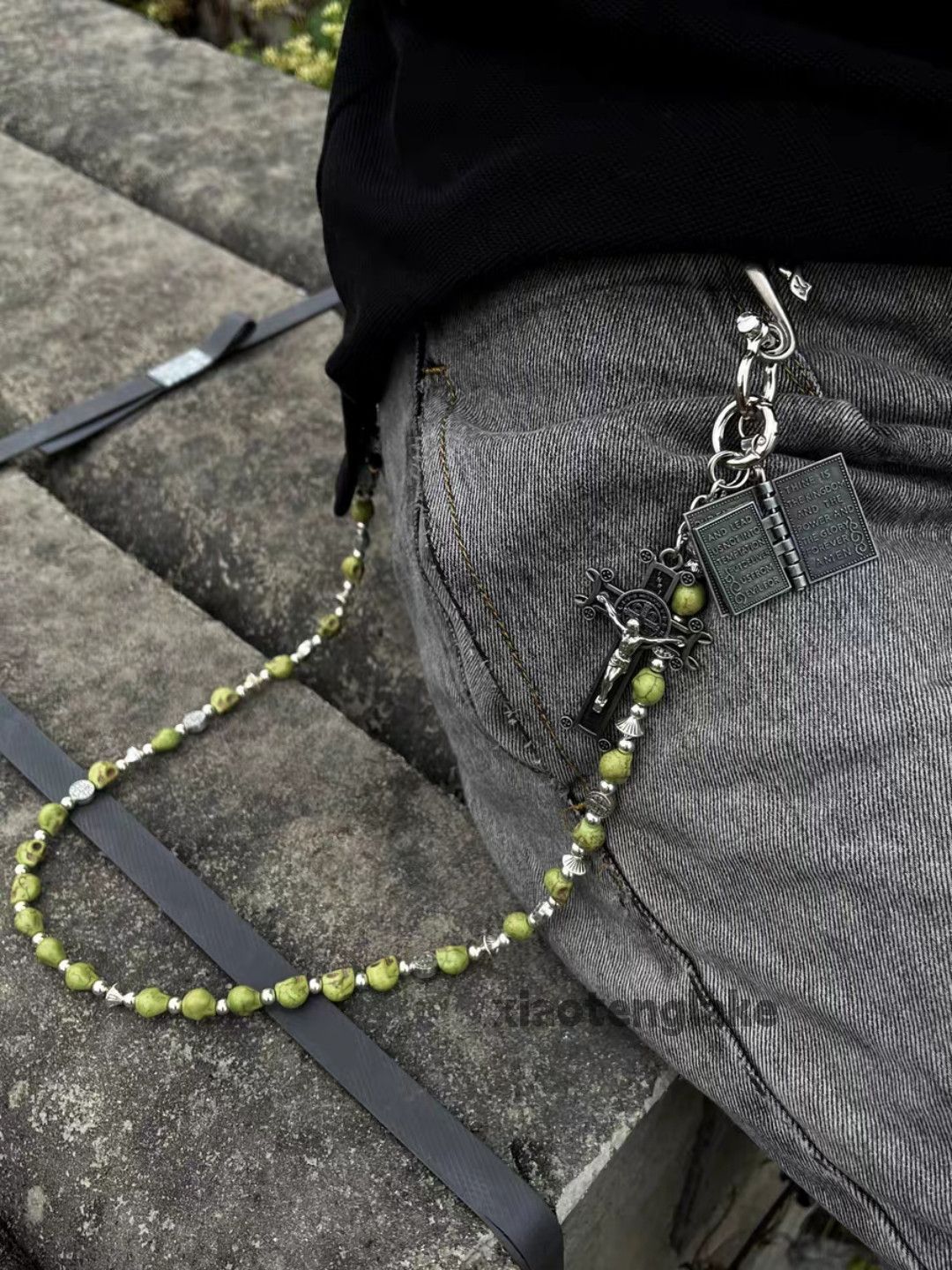 Vintage Unisex utility punk yuppie biker rocker jeans wallet chain Size ONE SIZE - 1 Thumbnail