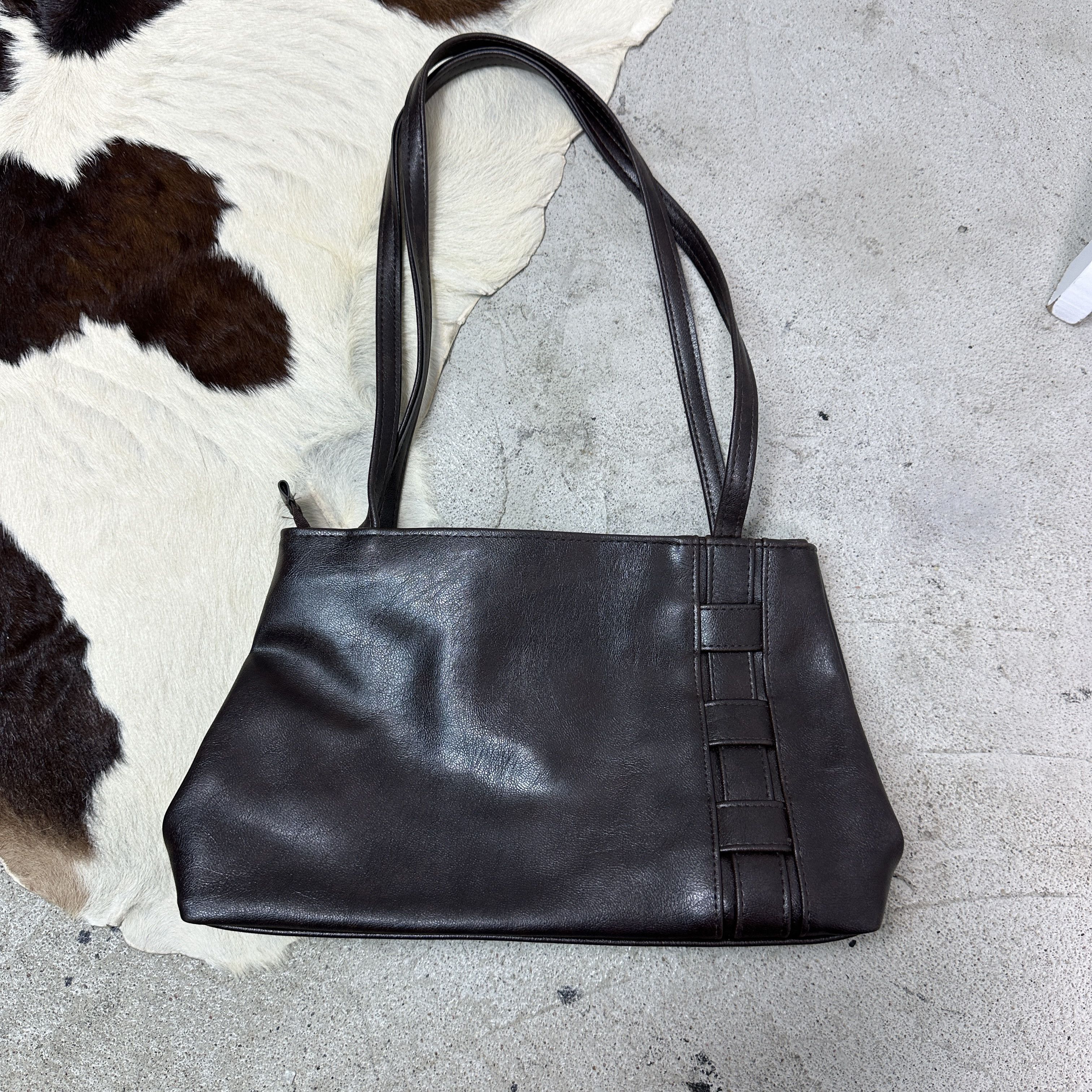 Vintage Vintage Avant Garde Chocolate Brown Baguette Bag Y2K Size ONE SIZE - 2 Thumbnail