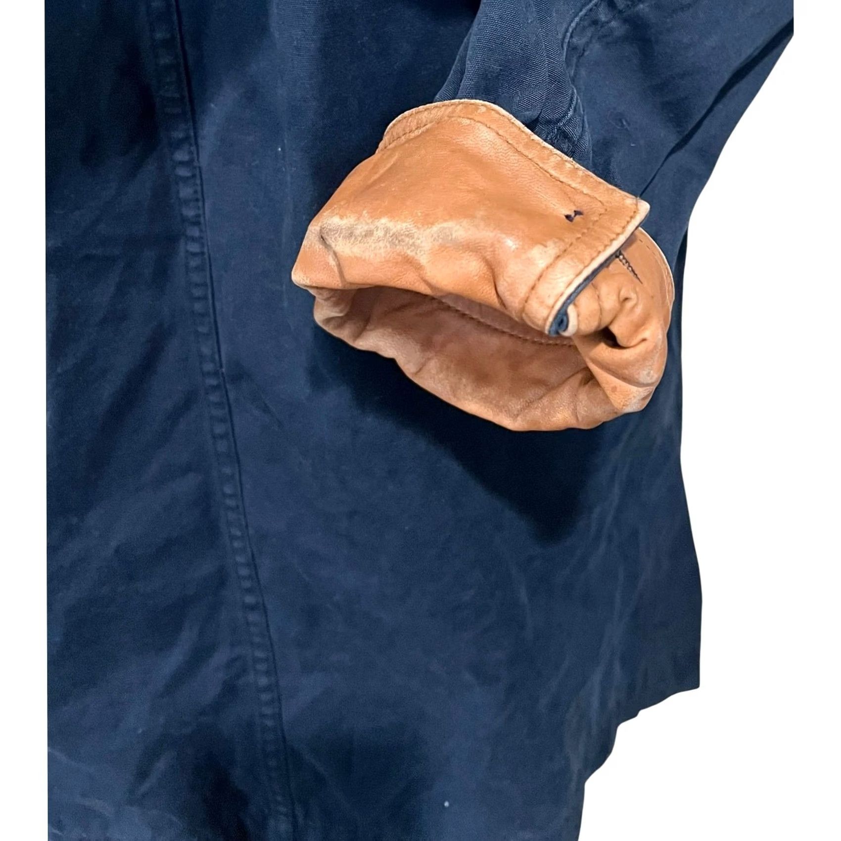 Vintage VINTAGE Lizsport Barn Chore Field Jacket Women's Petite S Navy Tan Cuffs Button Size S / US 4 / IT 40 - 6 Thumbnail