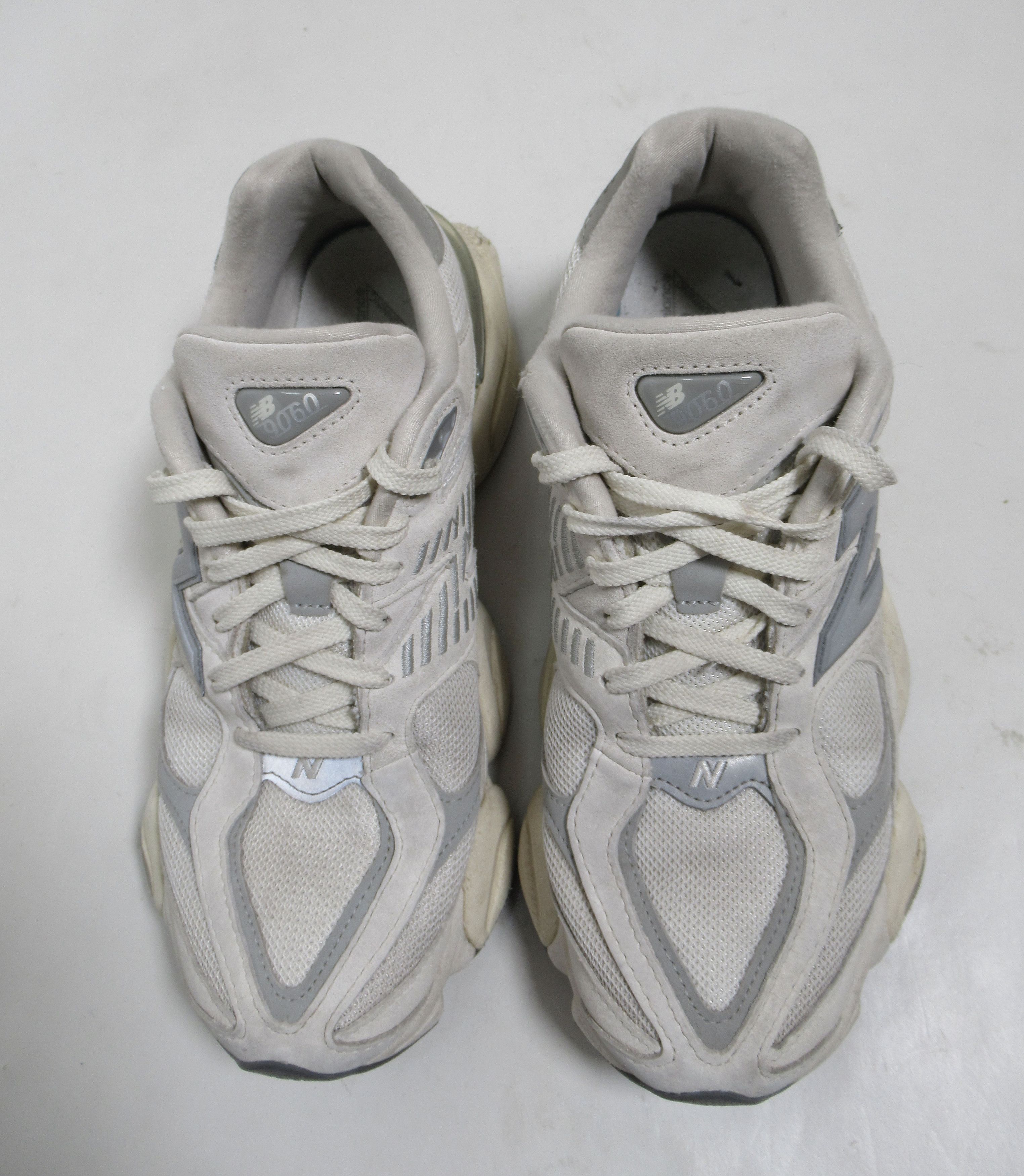 New Balance New Balance 9060 Sea Salt U9060ECA Shoes Gray White Size US 9.5 / EU 42-43 - 2 Thumbnail