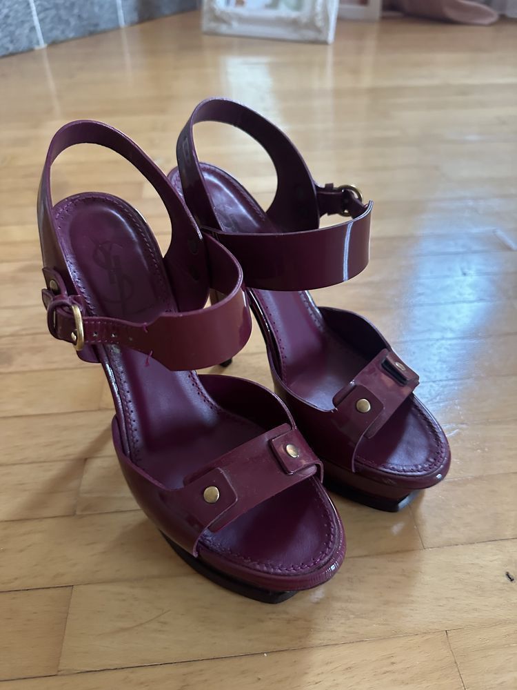 Yves Saint Laurent Yves Saint Laurent Burgundy Heels Size US 7 / IT 37 - 1 Thumbnail