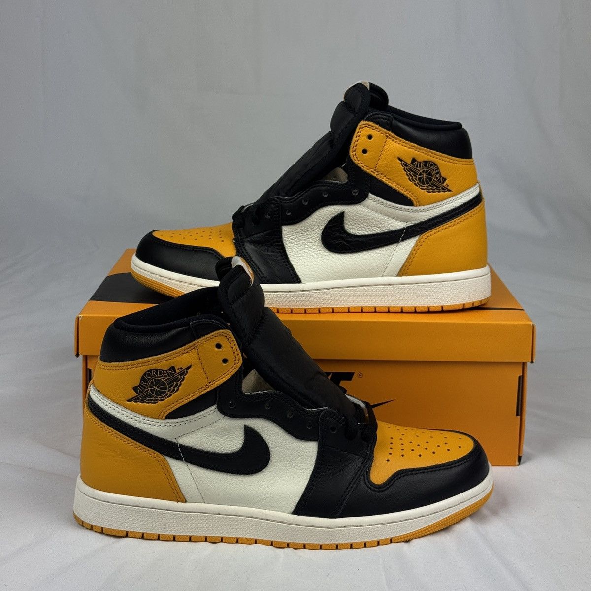 Jordan Brand Nike Air Jordan 1 Retro High OG Taxi Size US 10 / EU 43 - 2 Thumbnail