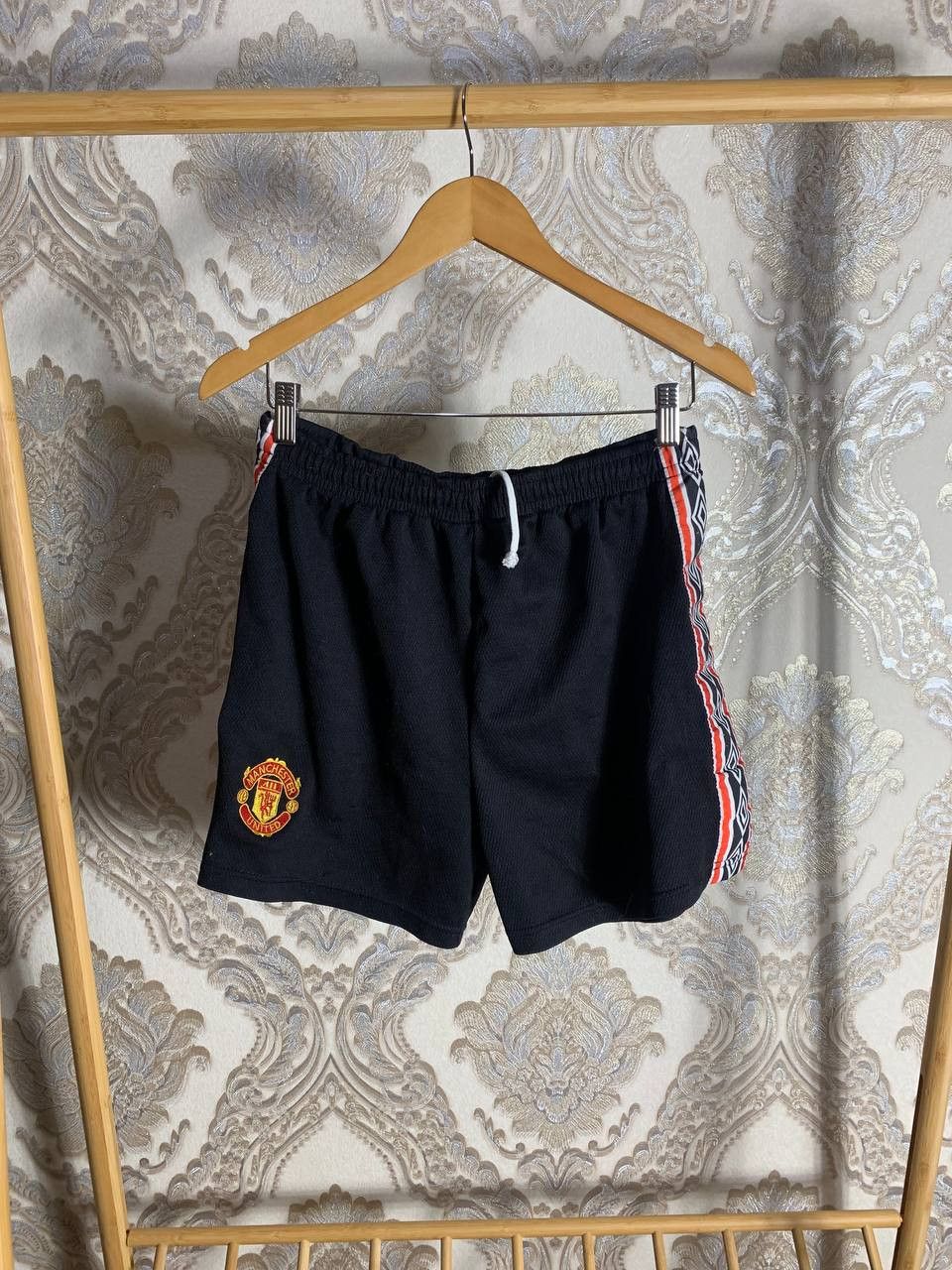 Umbro Vintage Umbro FC Manchester United England Soccer Jersey 90s Size US S / EU 44-46 / 1 - 2 Thumbnail