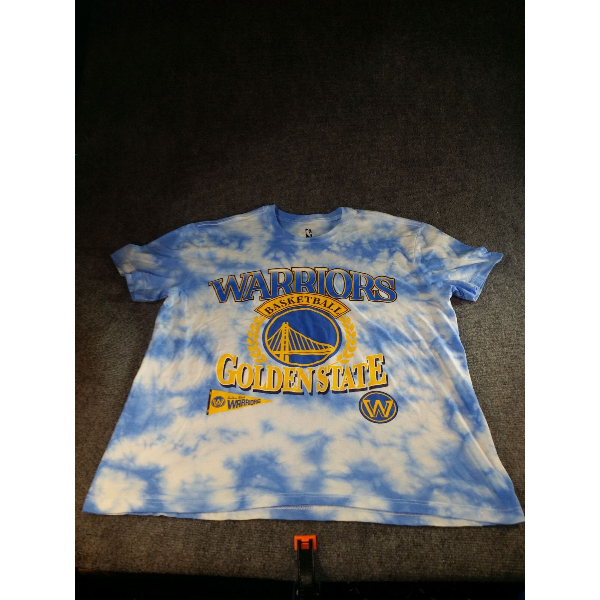 NBA Golden State Warriors Tshirt Men Sz XL Blue Tie Dye NBA Bask Size US XL / EU 56 / 4 - 1 Thumbnail