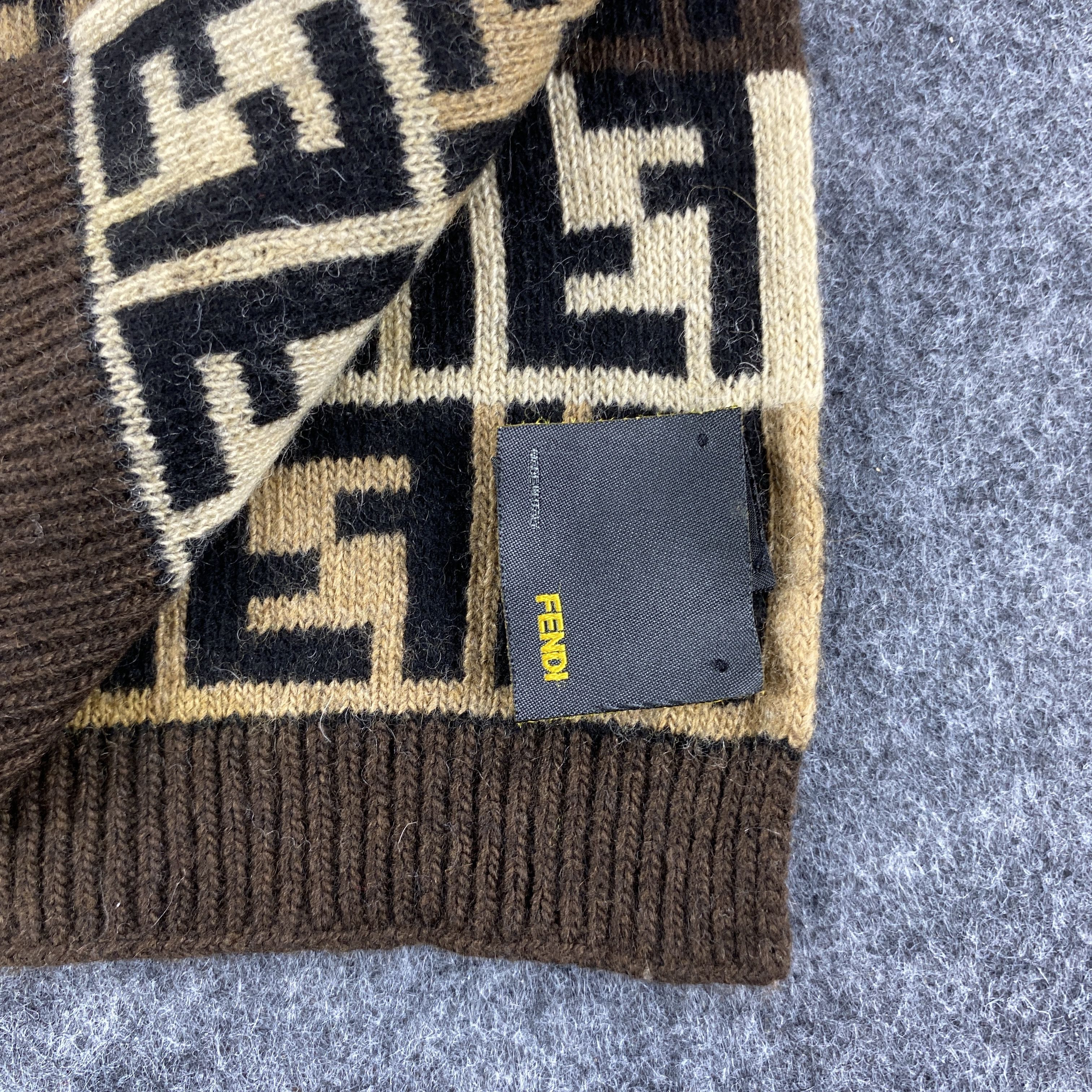Fendi × Vintage FENDI Scarf # Muffler # Neckwear # D550 Size ONE SIZE - 2 Thumbnail