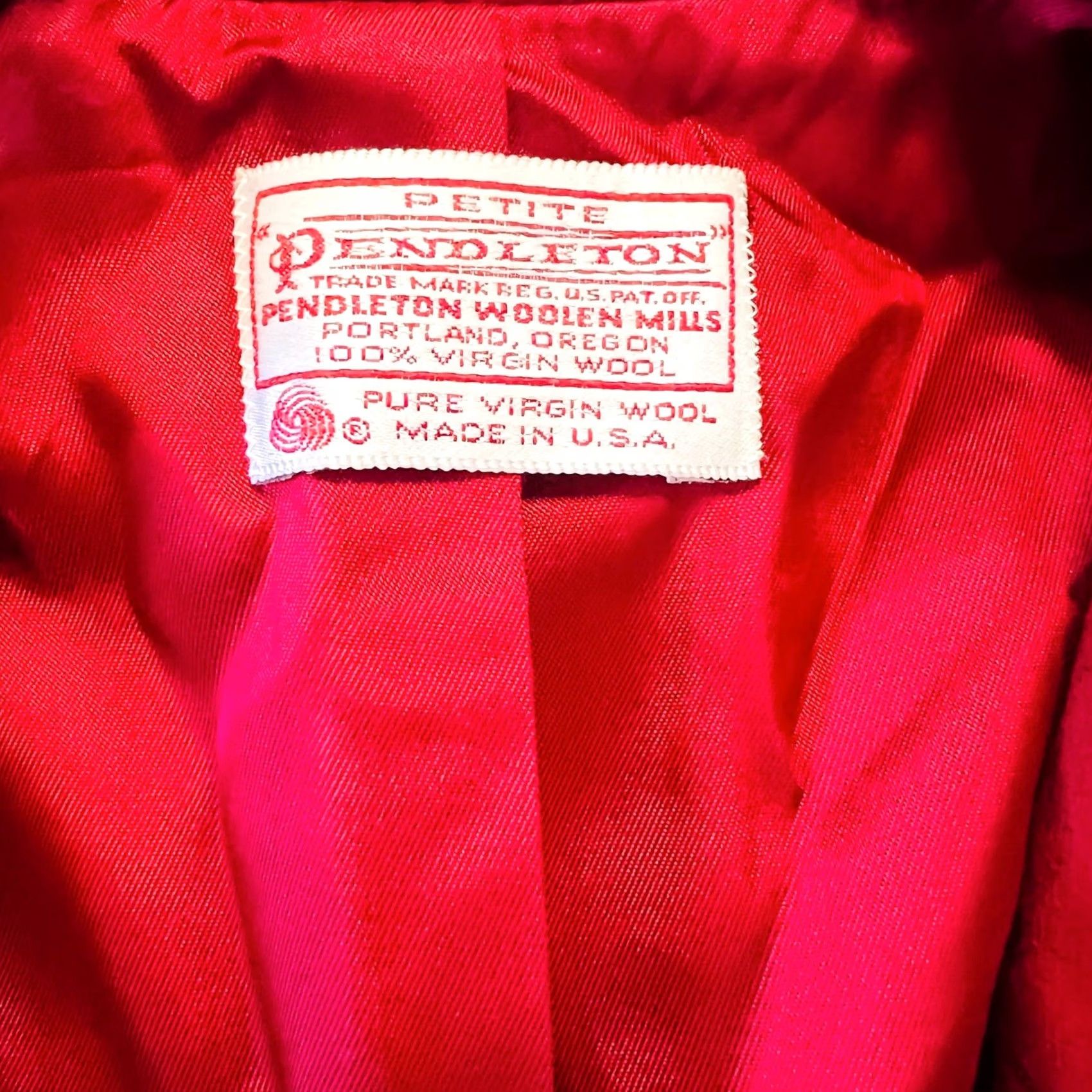 Pendleton VINTAGE Pendleton Red Cropped Blazer Womens Petite L Blouse Jacket - 90s Retro Womens Boys/Girls Size L / US 10 / IT 46 - 4 Thumbnail