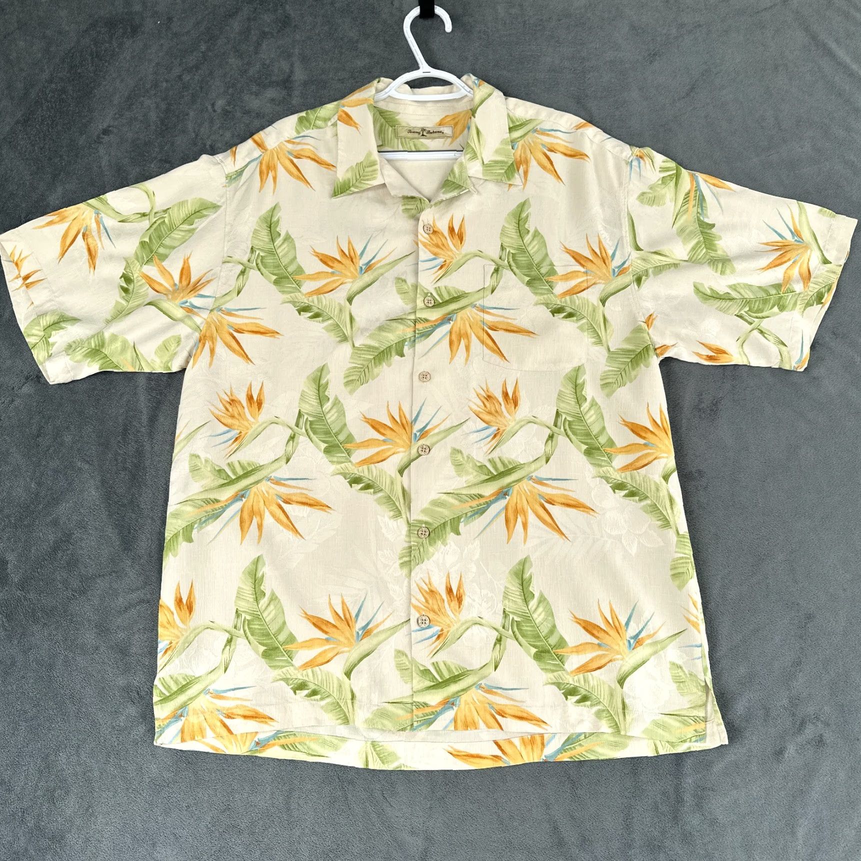 Tommy Bahama Tommy Bahama Shirt Mens Large Silk White Floral Hawaiian Button-Up Casual Beachwear 100% Silk Long Sleeve Multicolor Hawaiian Mens L Size US L / EU 52-54 / 3 - 2 Thumbnail