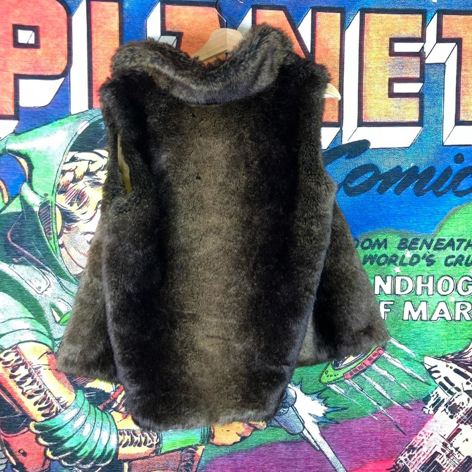 Abercrombie & Fitch Y2K Style Abercrombie & Fitch Brown Faux Fur Vest Size S/M Size S / US 4 / IT 40 - 2 Thumbnail