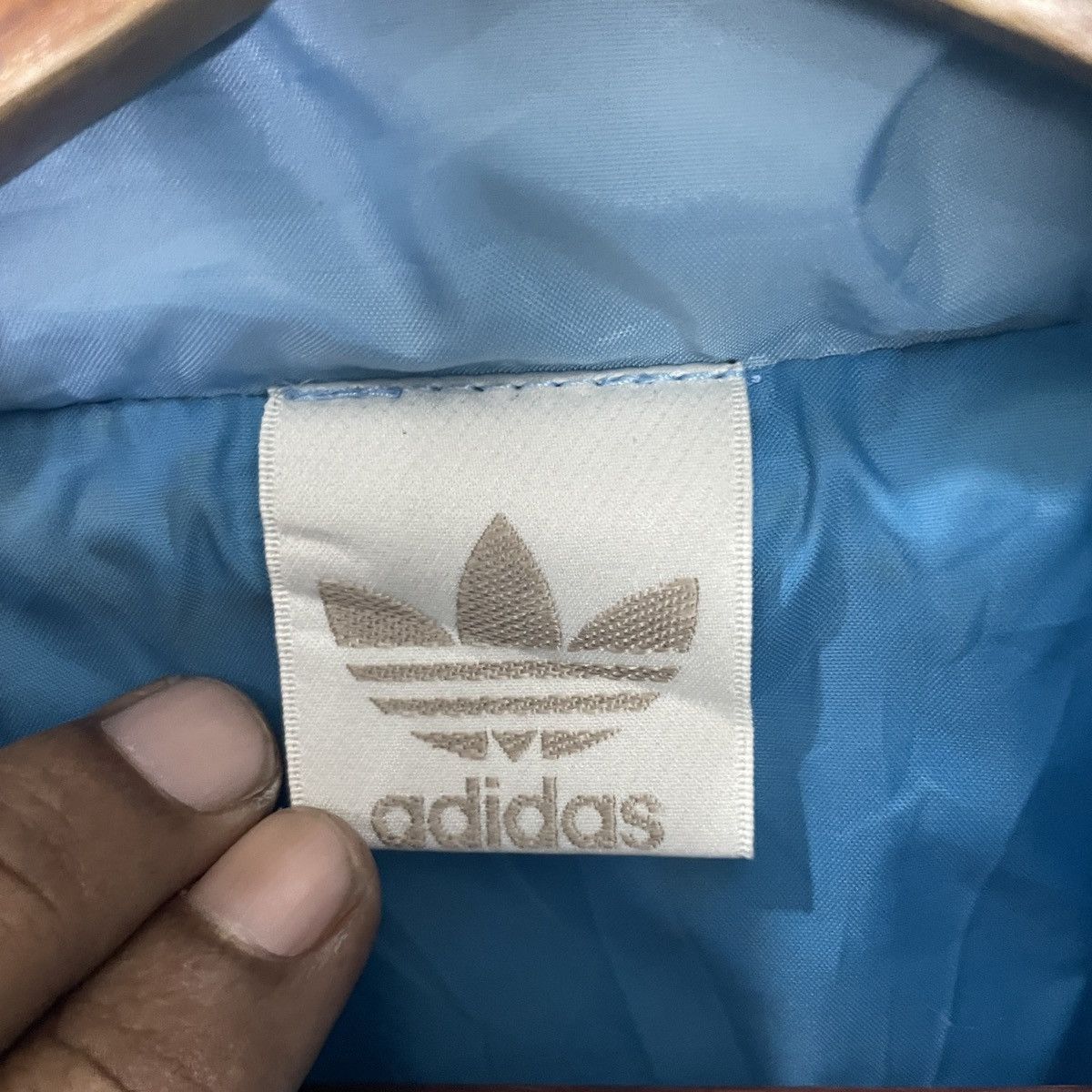 Adidas Vintage Adidas Puffer Jacket Size US L / EU 52-54 / 3 - 5 Thumbnail