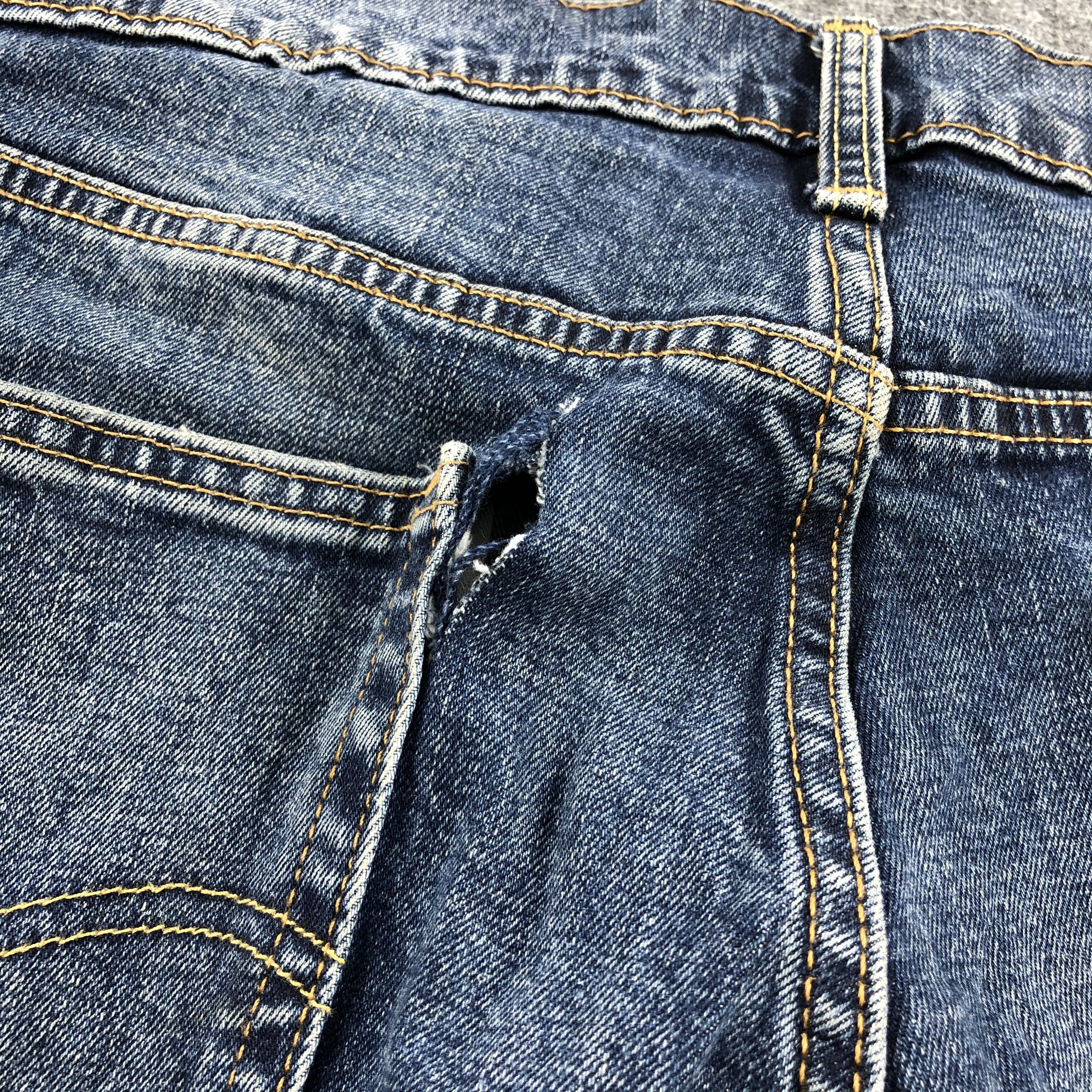 Levi's Vintage Levis 527 Flare Jeans-JM1179 Size US 35 - 13 Thumbnail