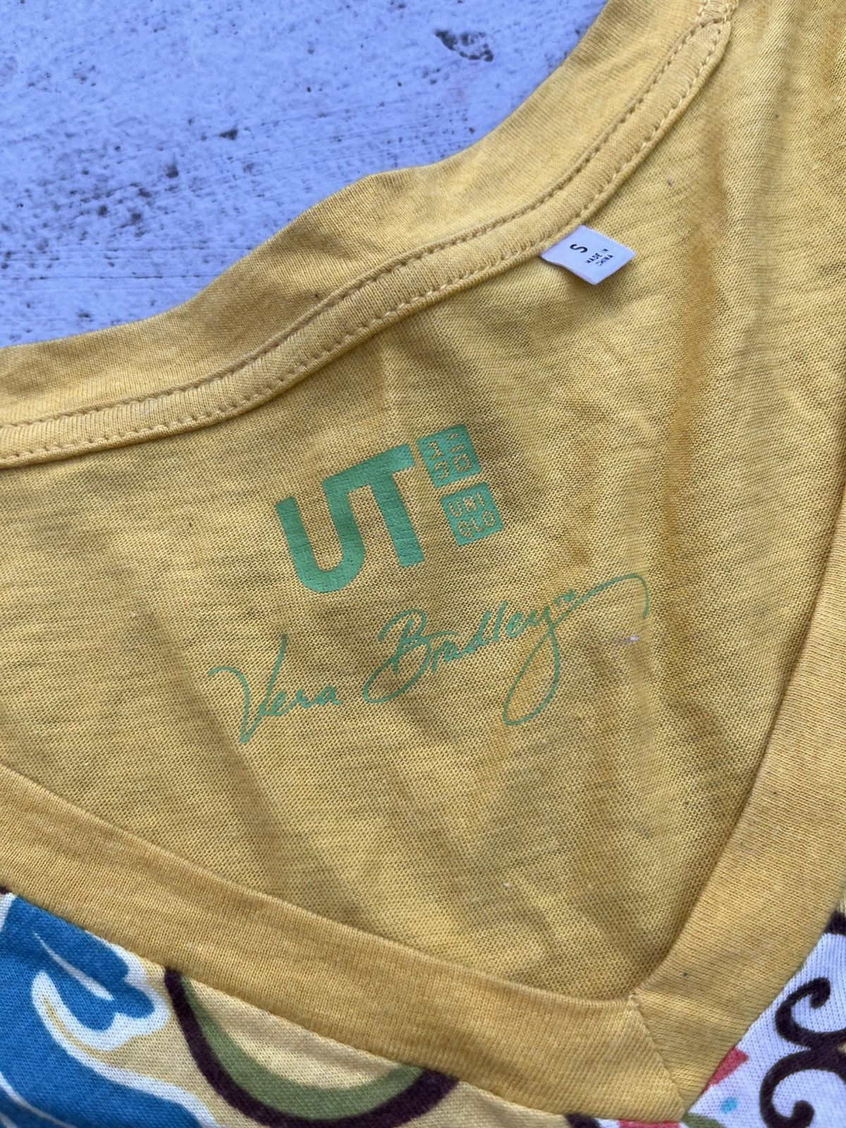 Designer × Japanese Brand × Uniqlo UNIQLO X VERA BRADLEY FLOWER TEE Size US S / EU 44-46 / 1 - 6 Thumbnail