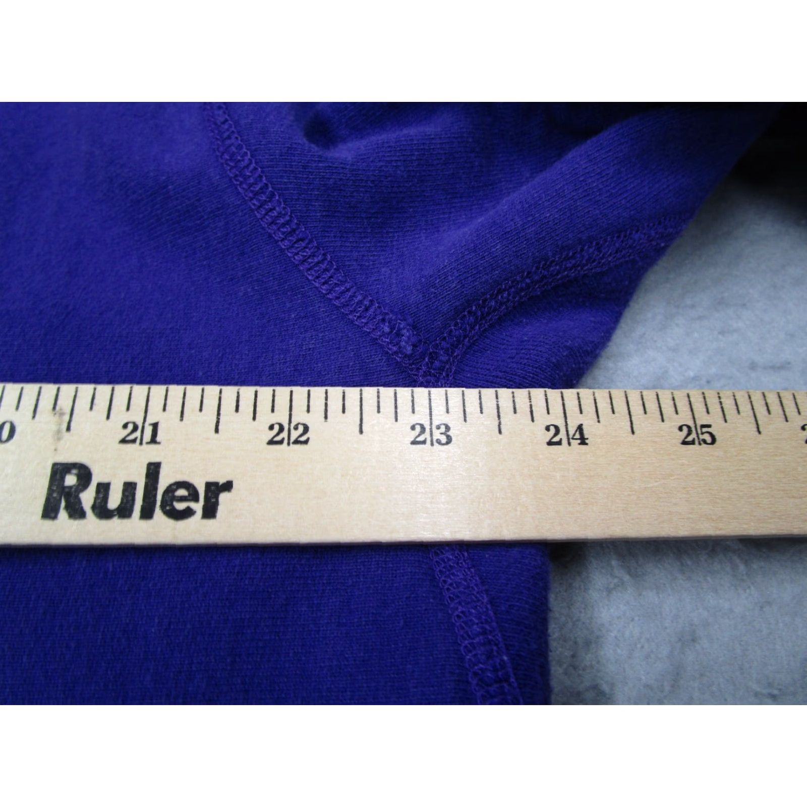 Undefeated VINTAGE UNDEFEATED Hoodie Mens Large Purple Full Zip Crest Logo Badge Heavyweight Size US L / EU 52-54 / 3 - 5 Thumbnail