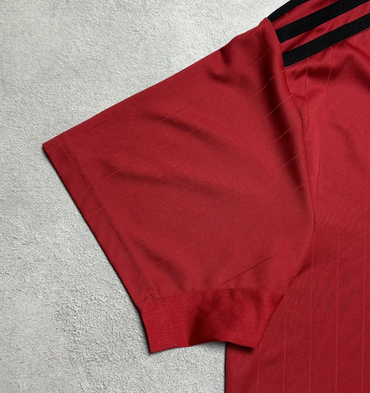 Adidas Manchester United 2022 2023 Home Shirt Soccer Jersey Adidas Size US XL / EU 56 / 4 - 5 Thumbnail