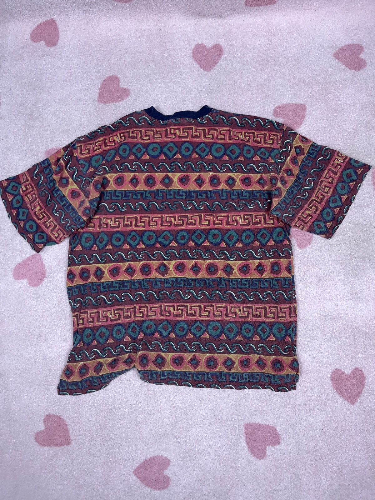 Vintage ➕ vintage 90s surf aop Navajo skate t-shirt Size US XXL / EU 58 / 5 - 2 Thumbnail