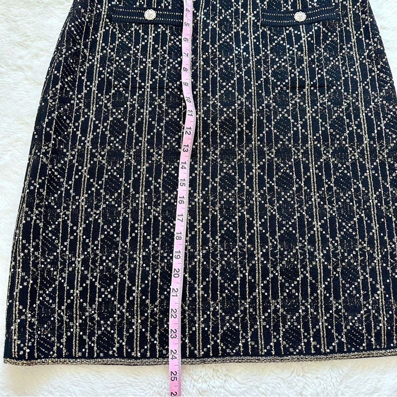 Chanel NWT!!! CHANEL tweed skirt size 44FR or 12US Authentic 3250$ Size 34" / US 12 / IT 48 - 10 Thumbnail