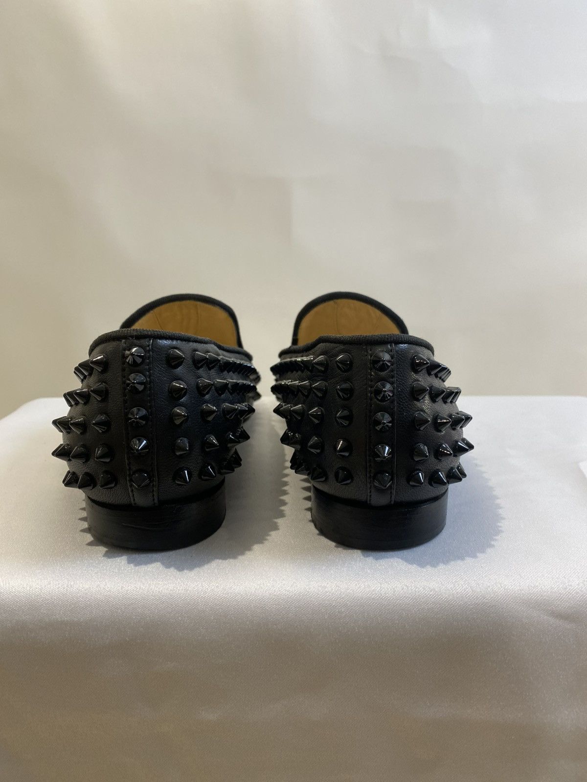 Christian Louboutin Christian Louboutin Dandelion Spiked Loafers Size37 Size US 4 / IT 34 - 4 Thumbnail