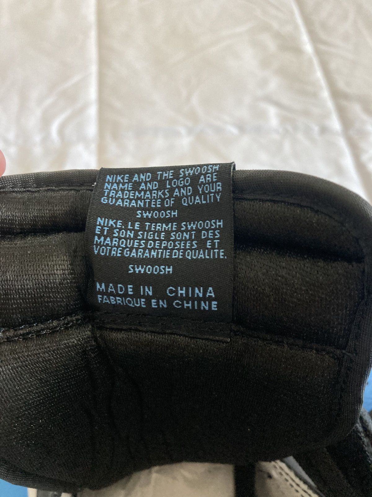 Jordan Brand Jordan 1 High UNC Toe Size US 8.5 / EU 41-42 - 8 Thumbnail