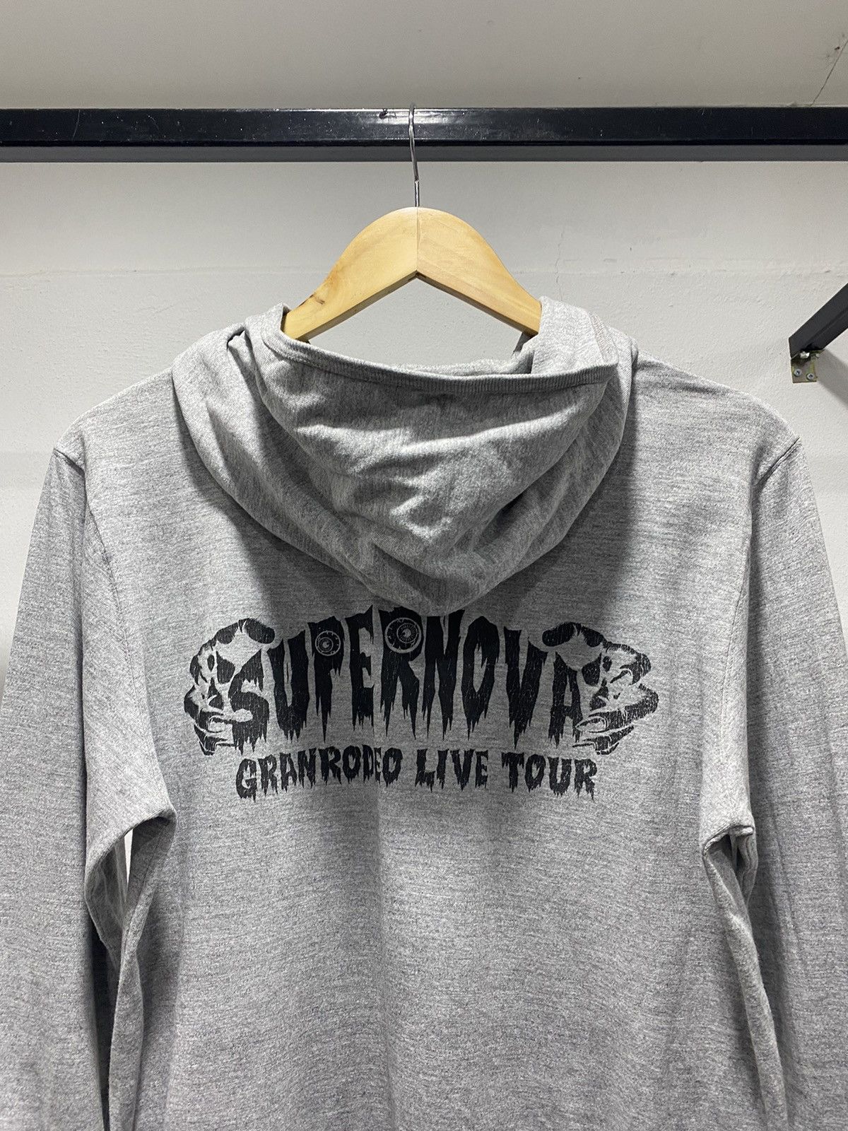 Band Tees 💥Supernova Live Tour Zipper Hoodie Band Size US S / EU 44-46 / 1 - 1 Thumbnail