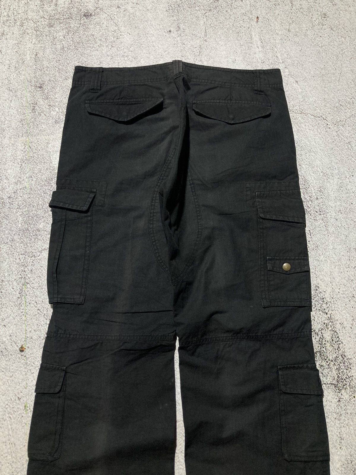 Japanese Brand 2000s Takeo Kikuchi Multipocket Cargo Pants Black Designer Size US 34 / EU 50 - 11 Thumbnail