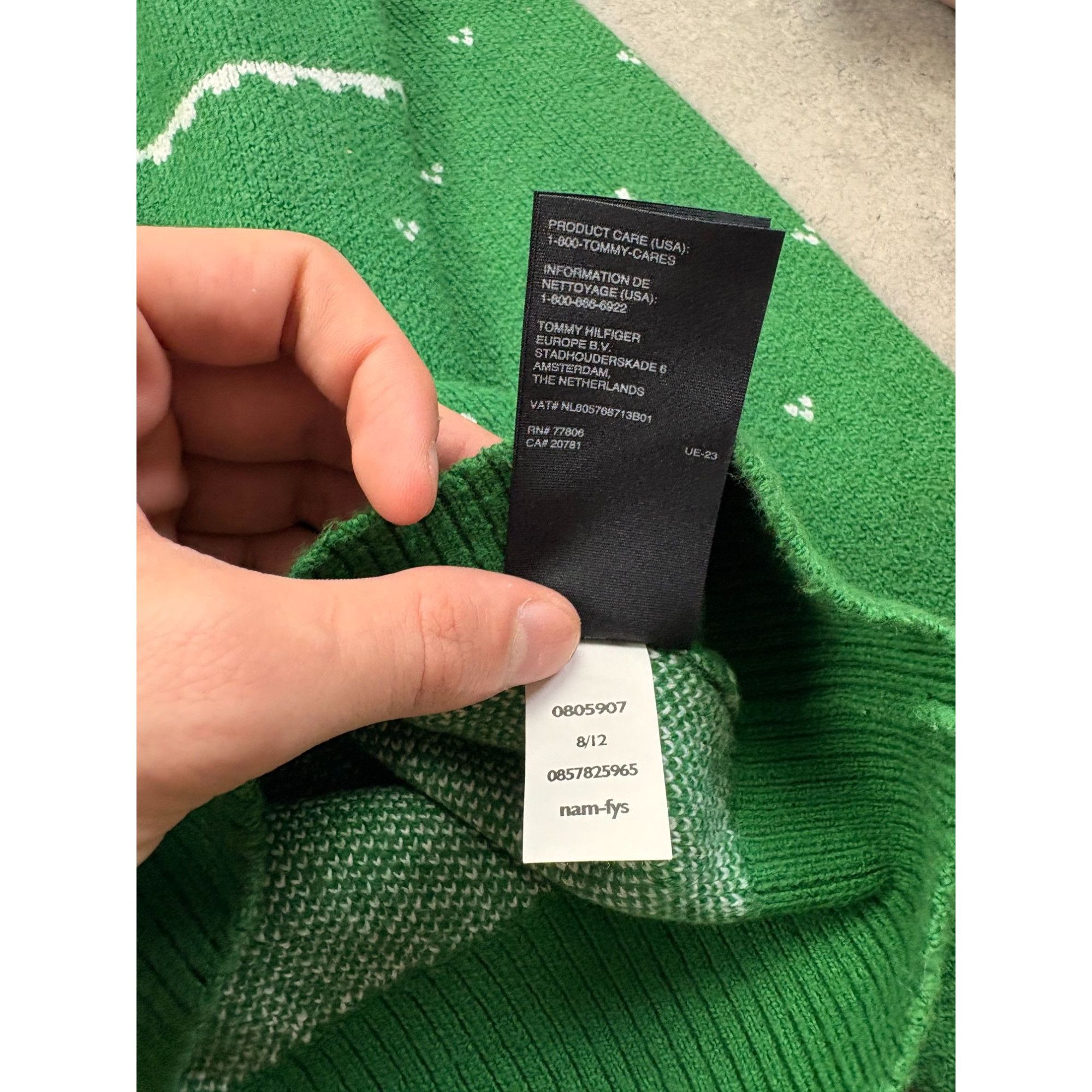 Tommy Hilfiger Retro Slope Style: Tommy Hilfiger Skier Graphic Knit Sweater Size US M / EU 48-50 / 2 - 6 Thumbnail