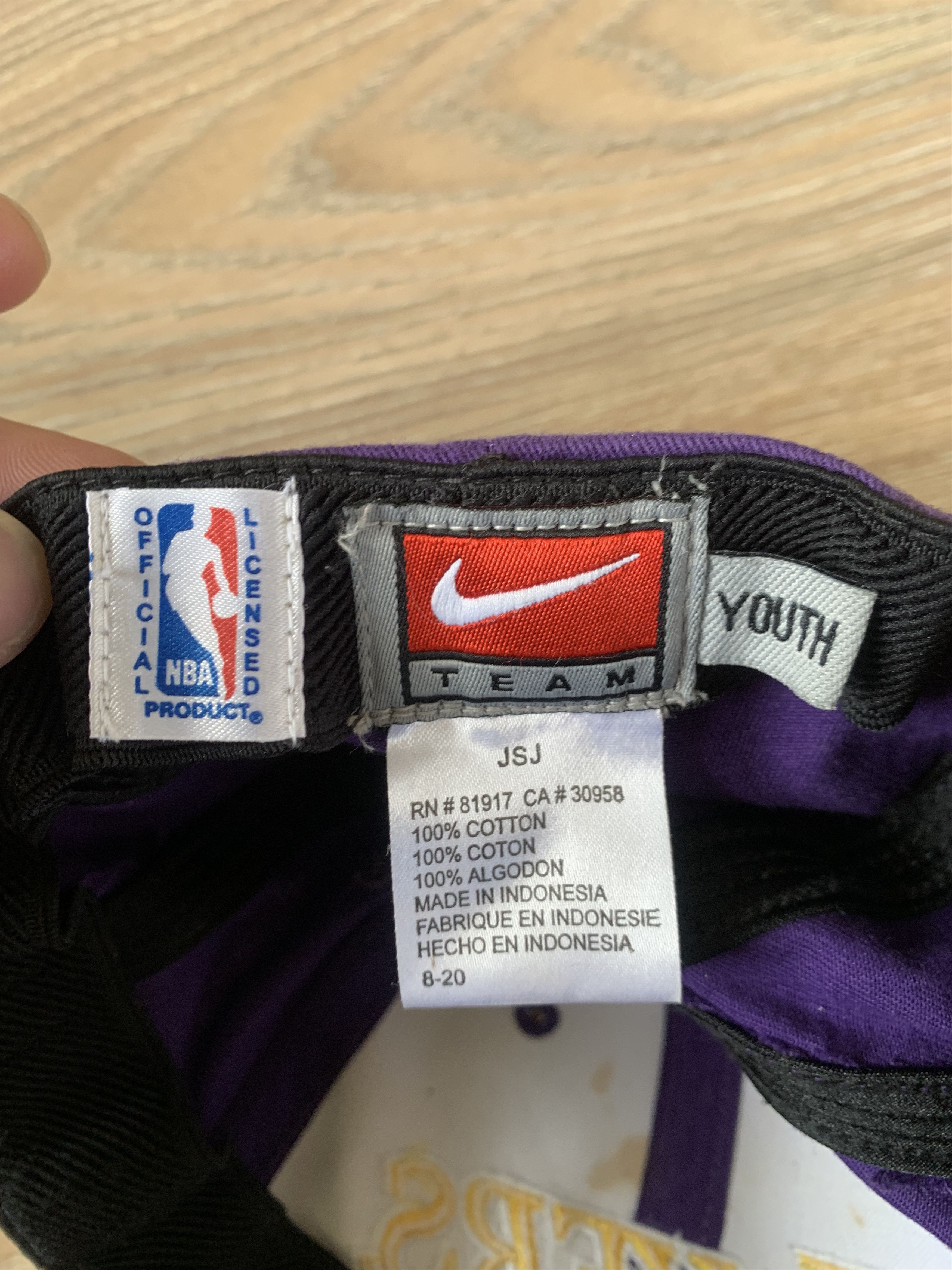 Nike Youth Rare Nike Los Angeles Lakers NBA Baseball Cap Size ONE SIZE - 8 Thumbnail