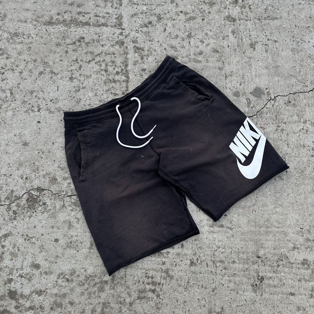 Nike Vintage Japanese Style Nike Modern Crazy Fit Y2K 00s USA Size US 32 / EU 48 - 1 Thumbnail