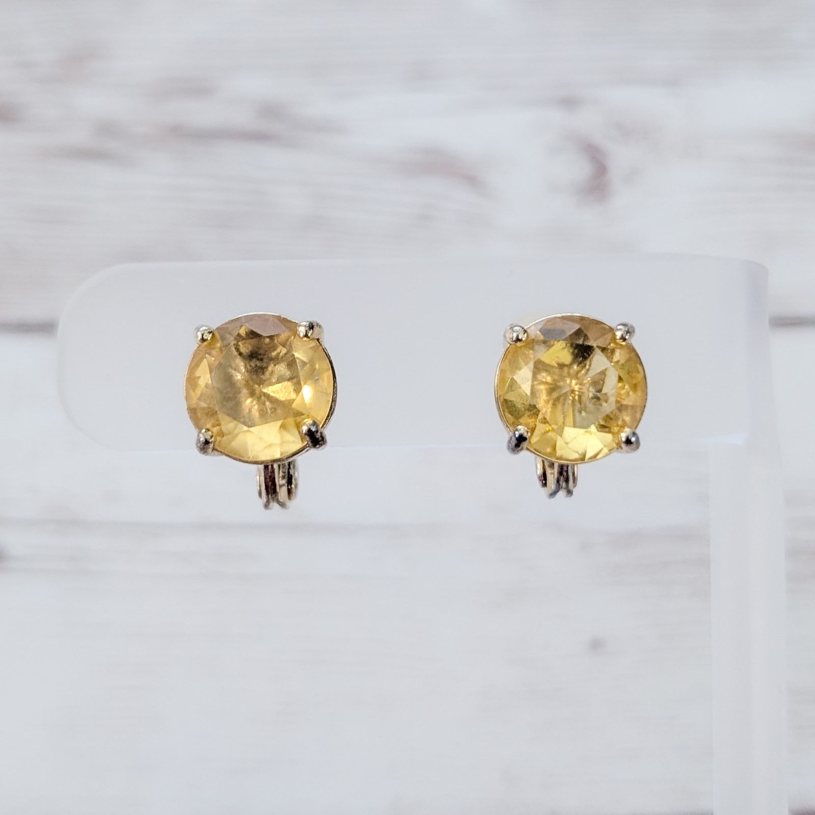 Vintage Tjg The Jewelry Group Clip On Earrings 7/16" Yellow, Women's