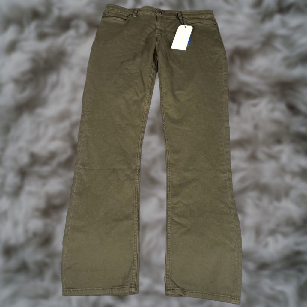 Olive The Perfect Jean NYC Jeans Slim 38x34 Mens Olive Green Stretch Canvas 5-Pocket Logo Button Zip Modern City Urban Size US 38 / EU 54 - 1 Thumbnail