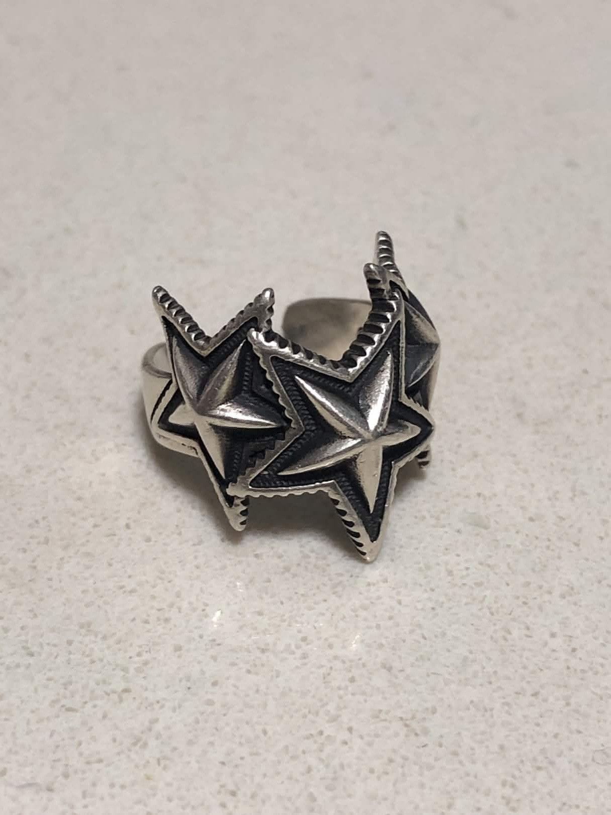 Vintage Triple star ring Size ONE SIZE - 1 Thumbnail