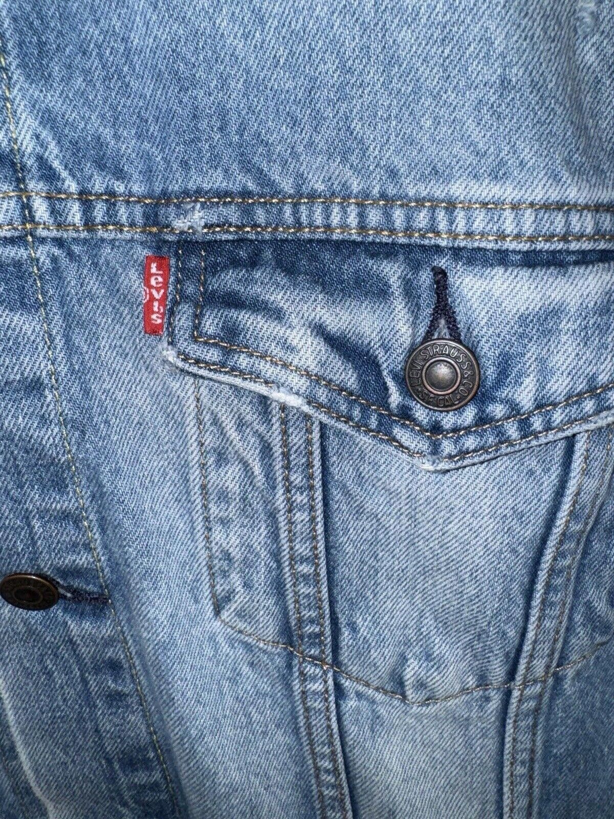 Levi's Levi's Denim Type 3 Jacket 72334 Get Ripped Patchwork XL Size US XL / EU 56 / 4 - 4 Thumbnail