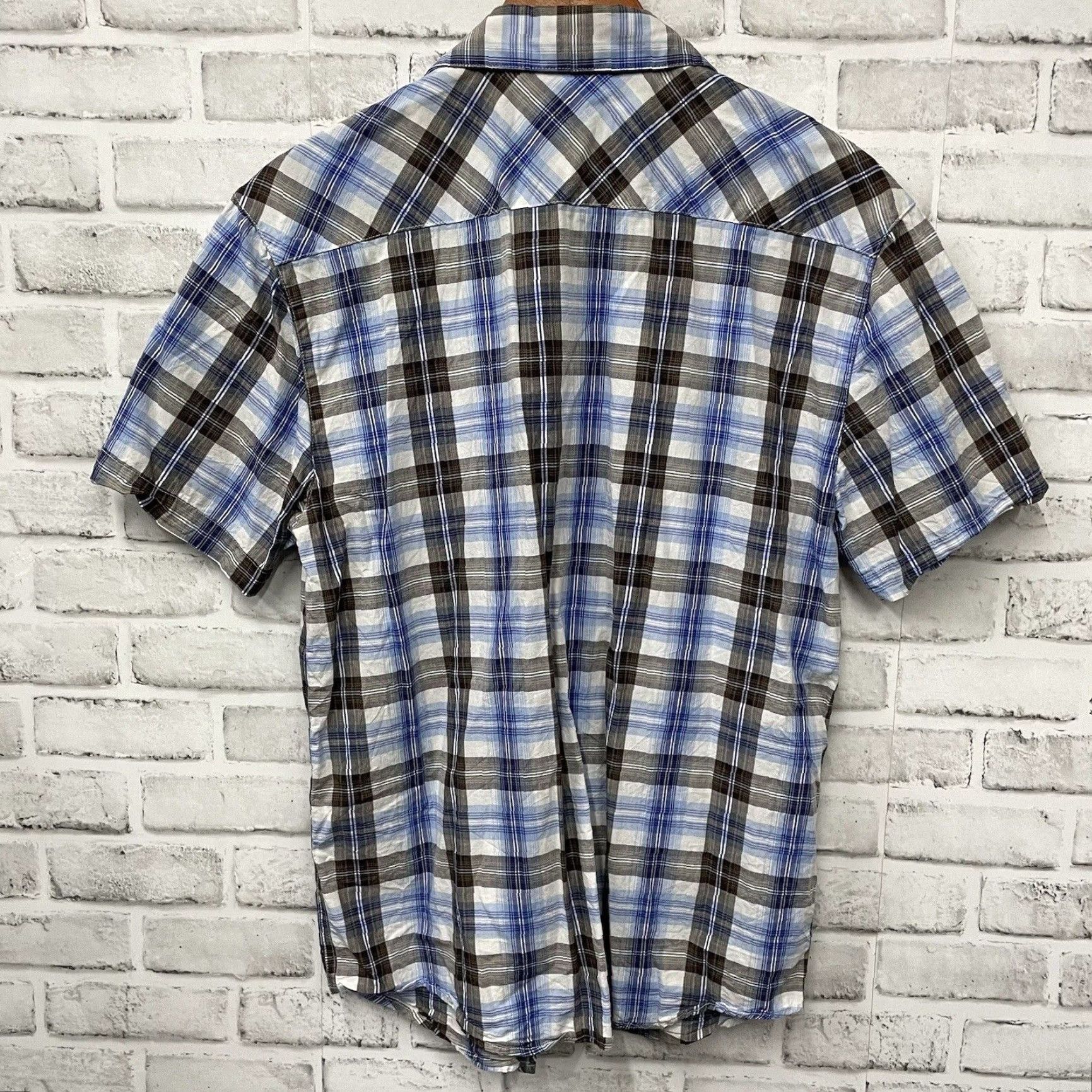 Disney Disney Parks Surf Tours Plaid Short Sleeve Button-Up Shirt Men’s Size M Blue Size US M / EU 48-50 / 2 - 5 Thumbnail