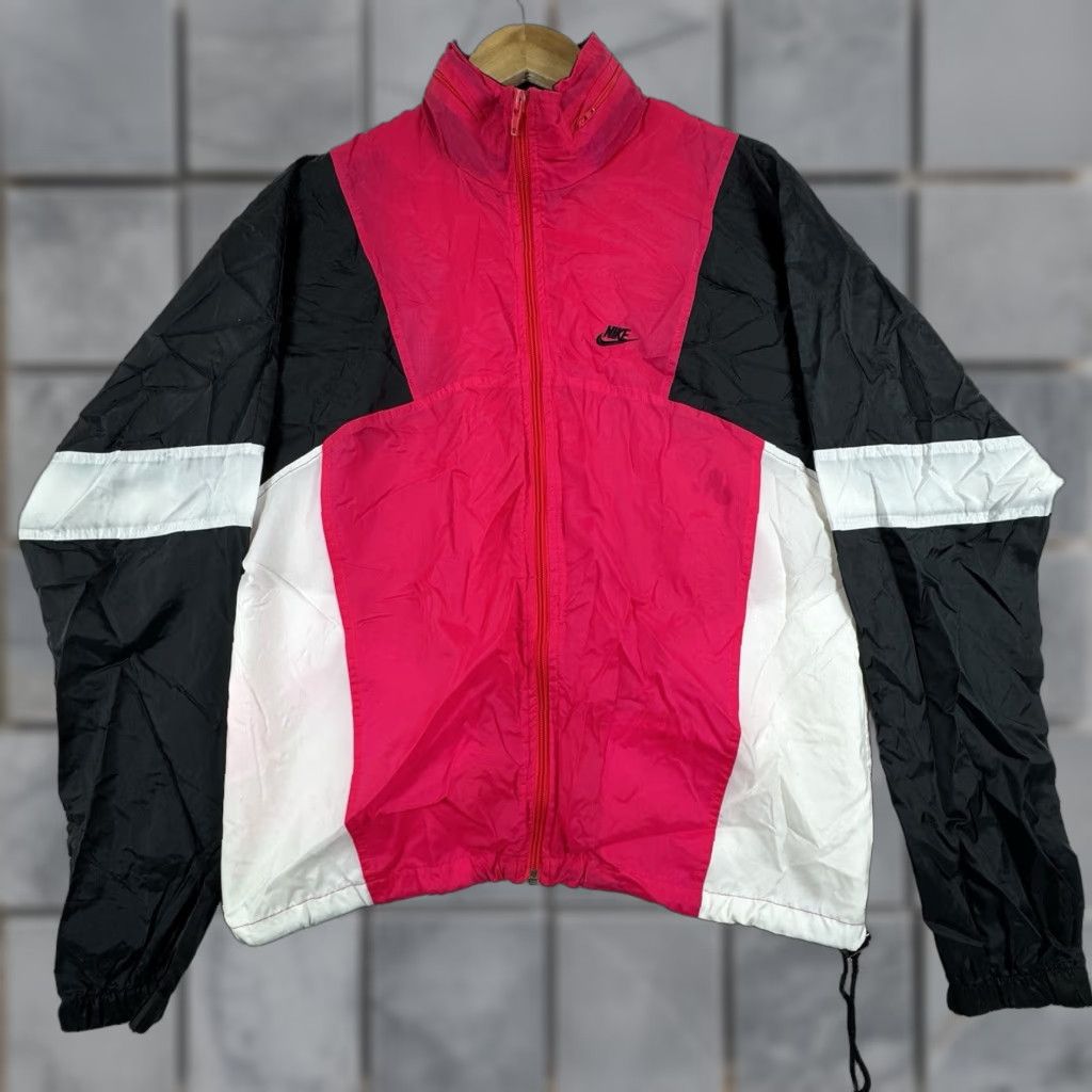 Nike VINTAGE Nike Windbreaker Jacket M Men Zip Hooded Black White Pink Neon 90s 80s Sports Geometric Pattern"} Size US M / EU 48-50 / 2 - 1 Thumbnail