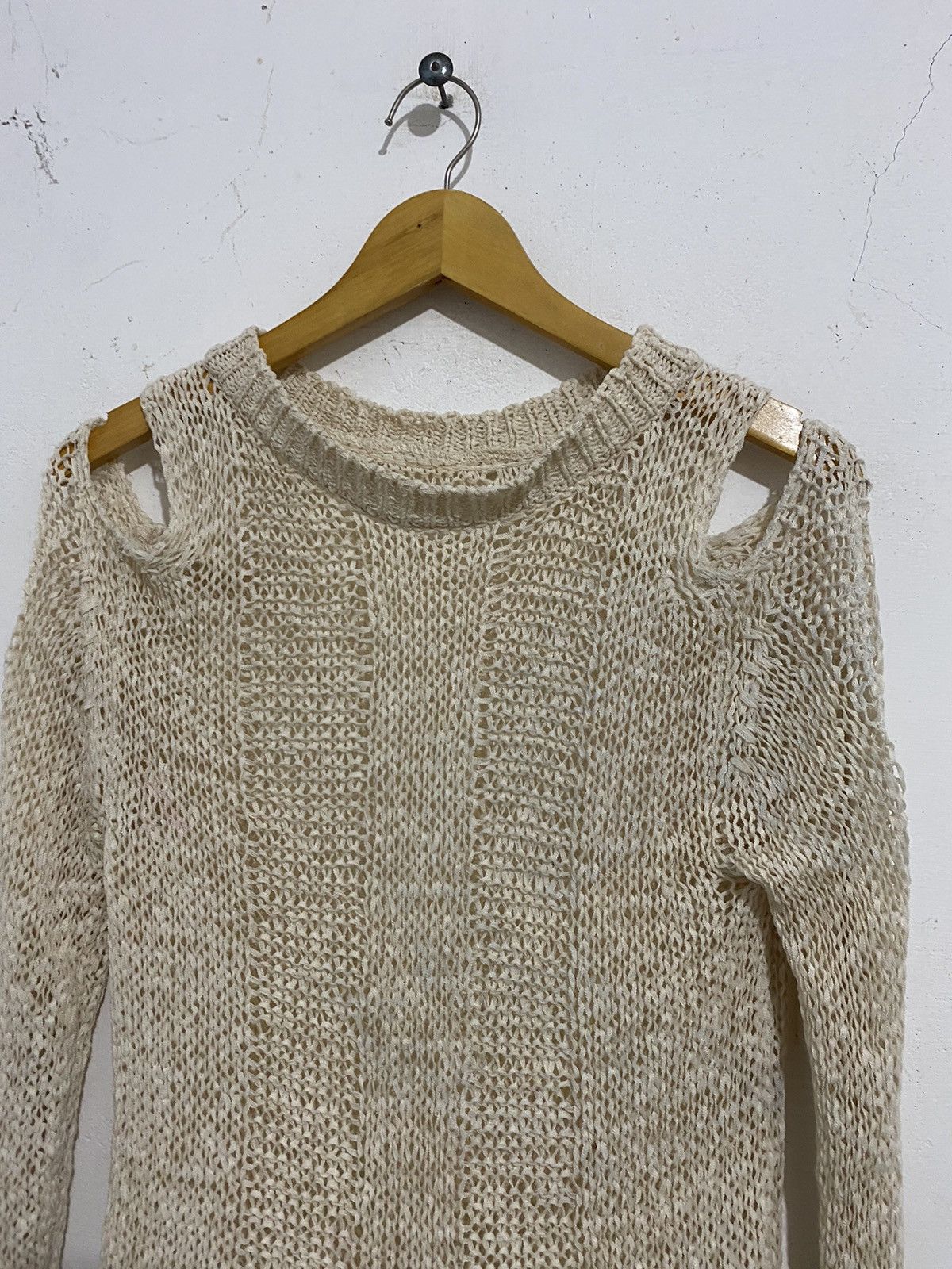 💸BINDINGOFFER💸Japanese knitted hole shoulder issey archived