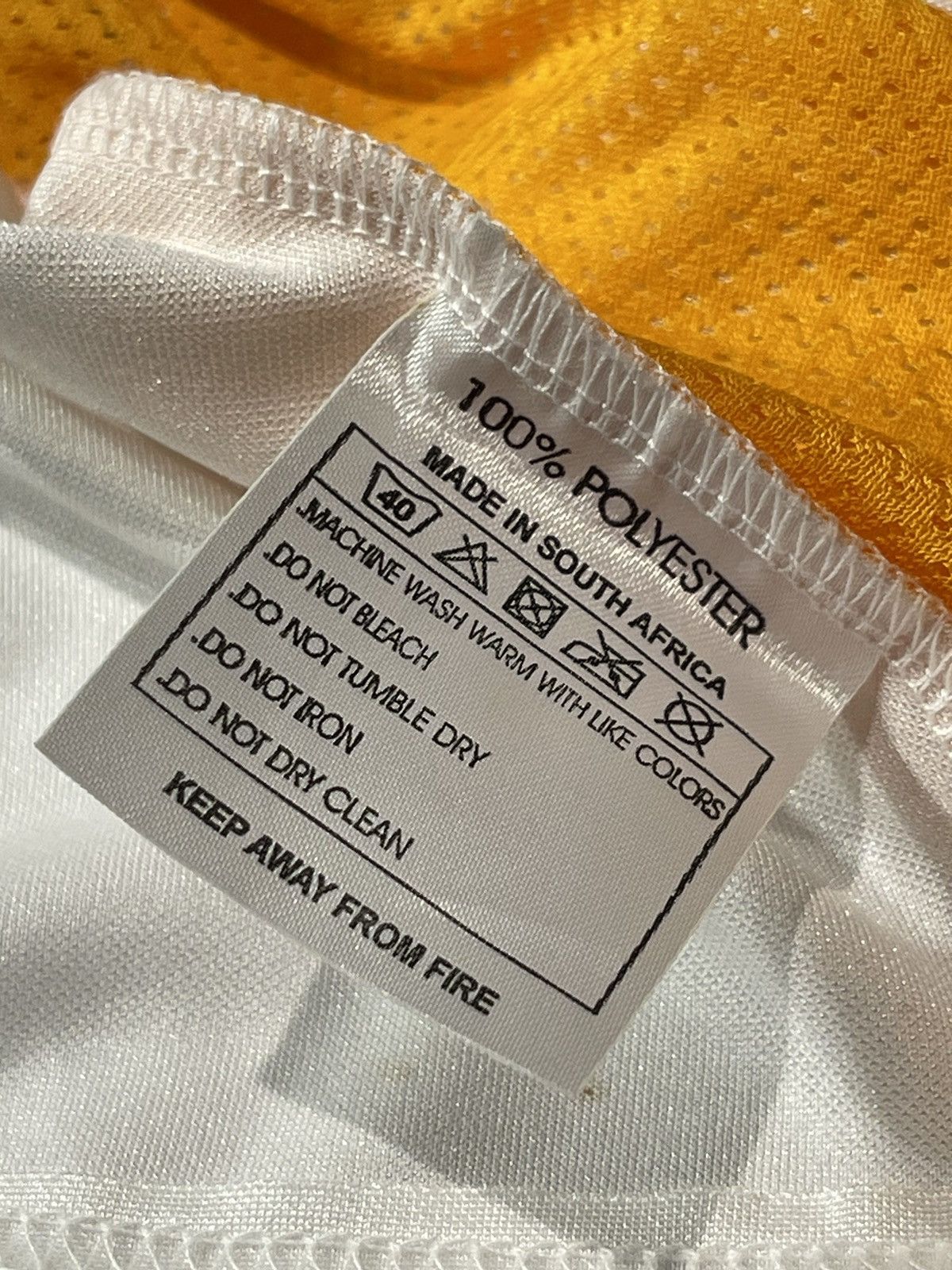 Nike × Vintage Nike x Kaiser chiefs football 2005/06 home kit soccer jersey Size US M / EU 48-50 / 2 - 9 Thumbnail