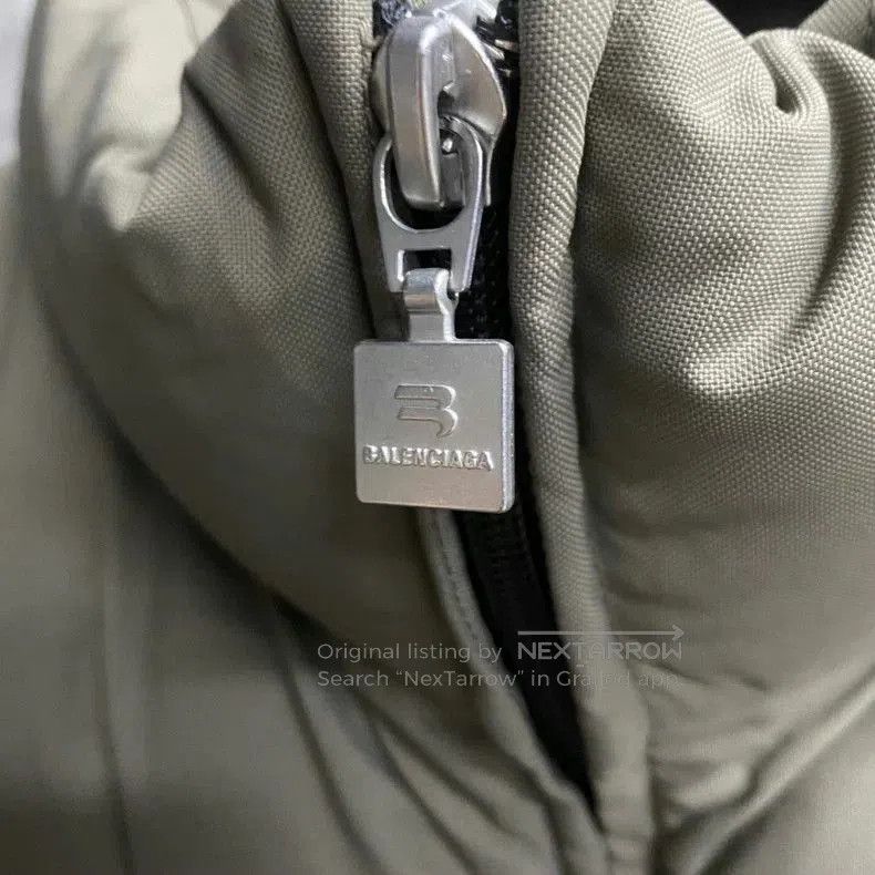 Balenciaga Balenciaga Brown Logo Puffer Coat. Size US L / EU 52-54 / 3 - 3 Thumbnail