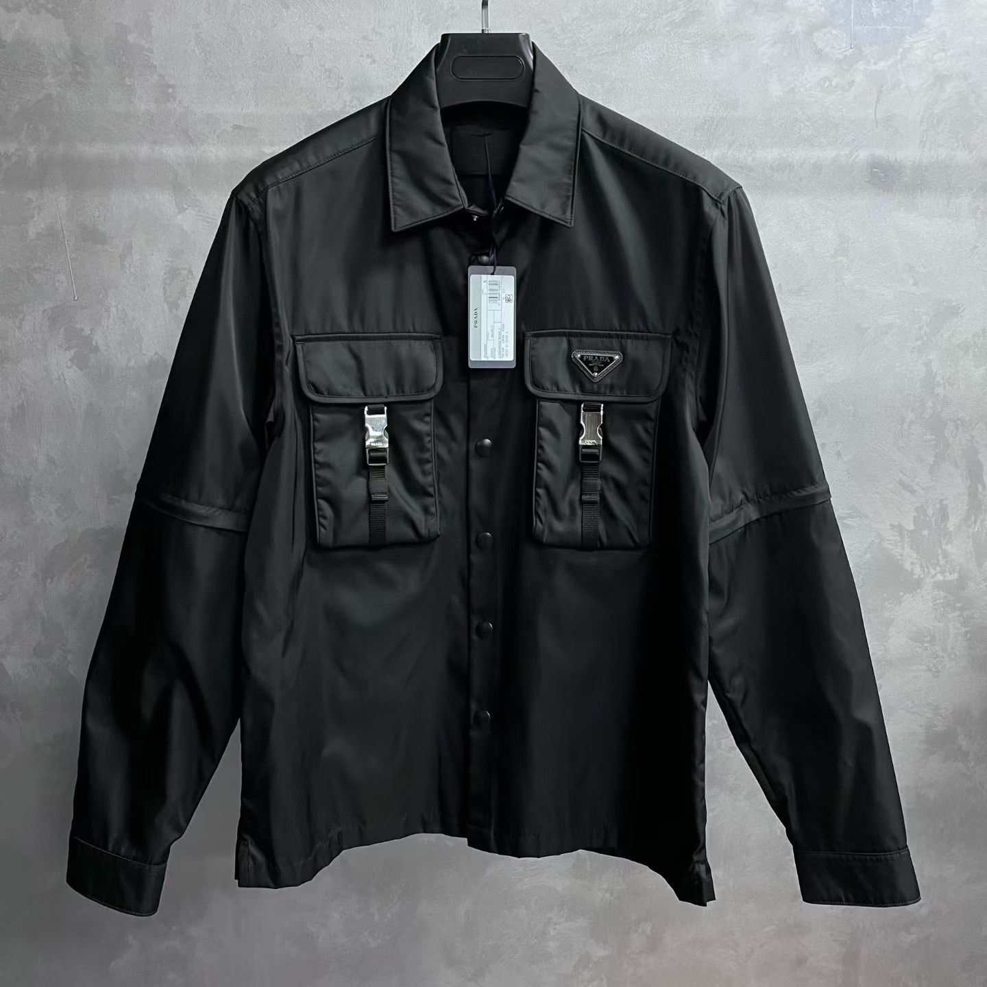 Prada Prada Oversized Black Shirt s Men Size US S / EU 44-46 / 1 - 1 Thumbnail