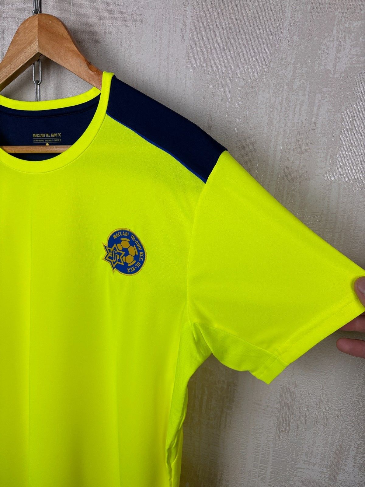 Other Maccabi Tel Aviv FC MTA Israel Soocer Jersey Football Shirt Size US M / EU 48-50 / 2 - 7 Thumbnail