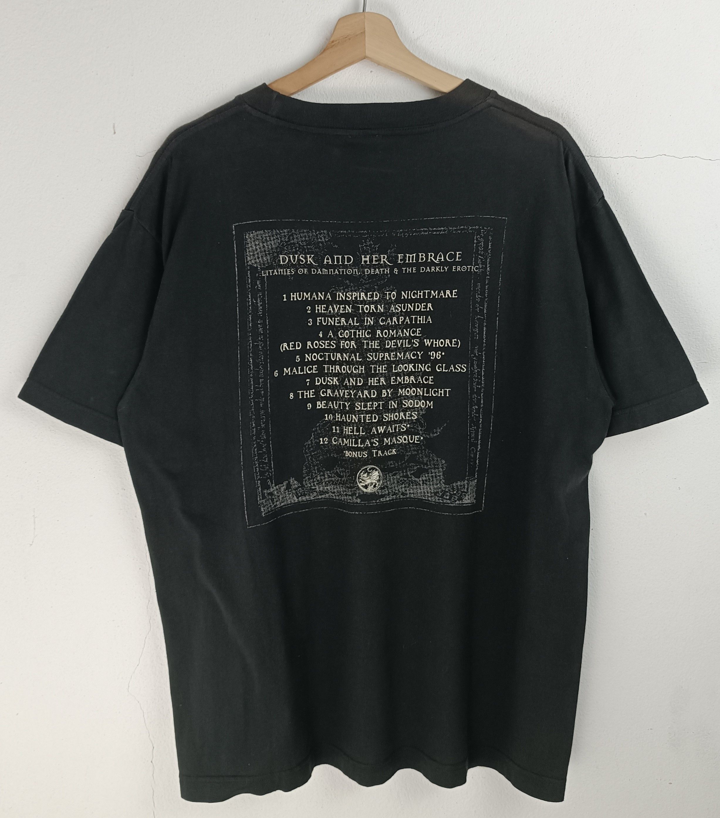 Vintage VINTAGE 90'S CRADLE OF FILTH DUSK & HER EMBRACE TEE metal Size US L / EU 52-54 / 3 - 4 Thumbnail