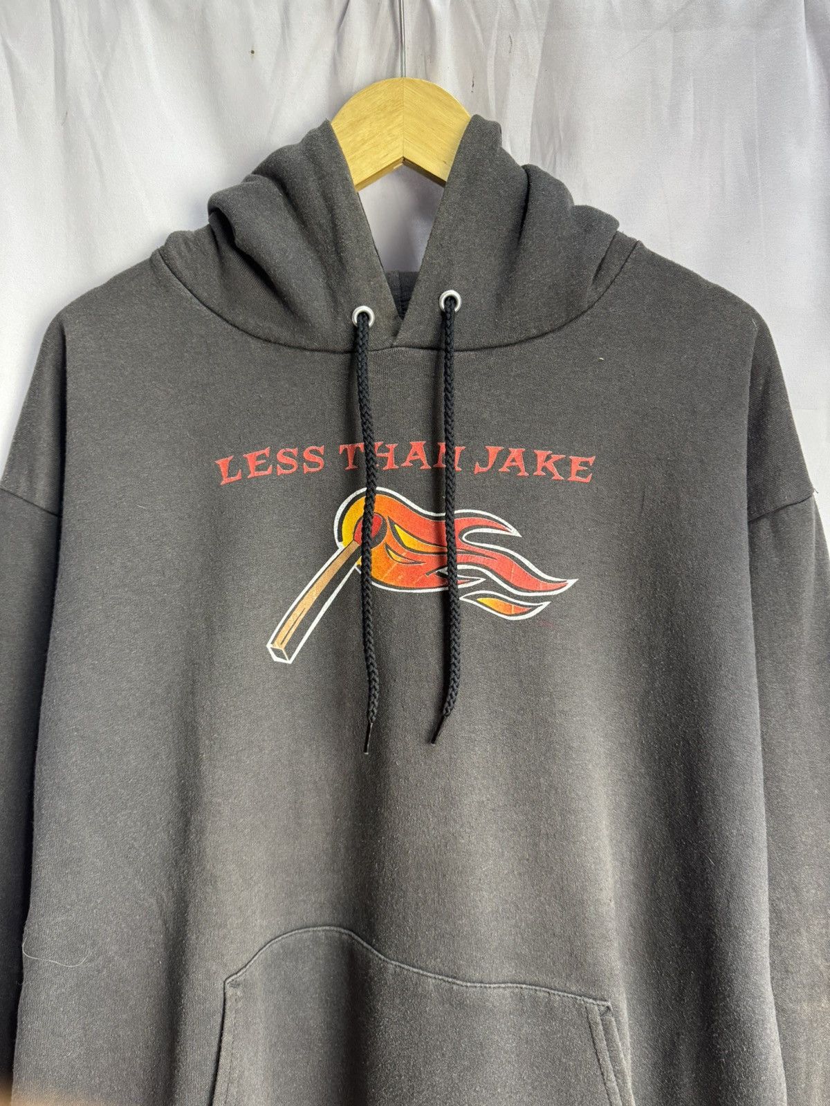 Band Tees Less than Jake Flame Hoodie vintage Size US XL / EU 56 / 4 - 3 Thumbnail