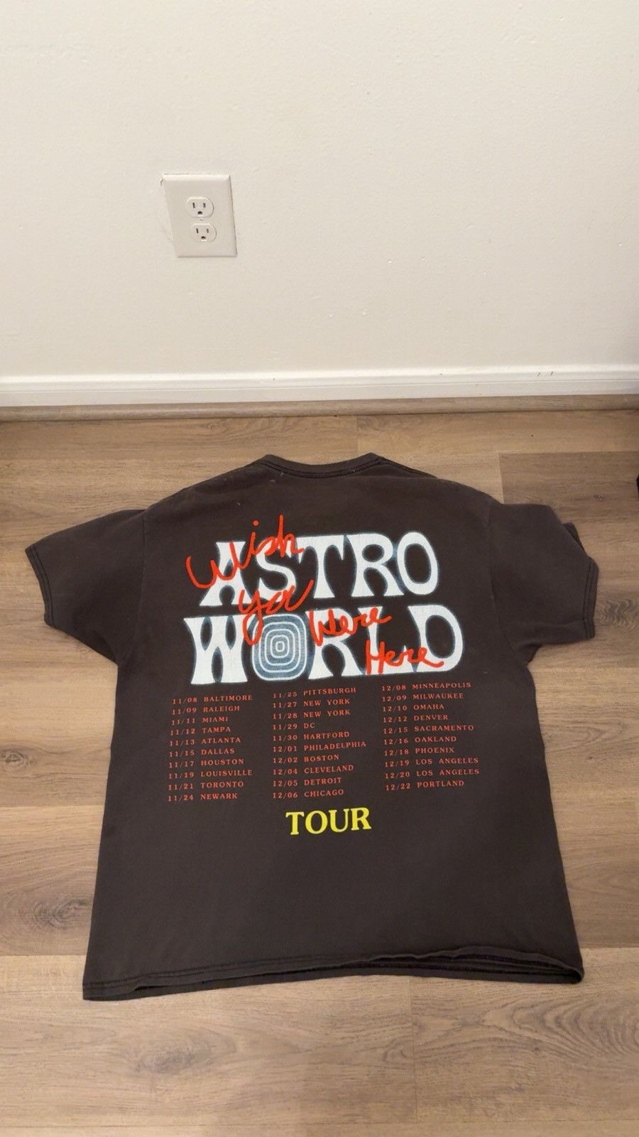 Travis Scott Astroworld Tour Sicko Mode T-shirt Size US L / EU 52-54 / 3 - 2 Thumbnail
