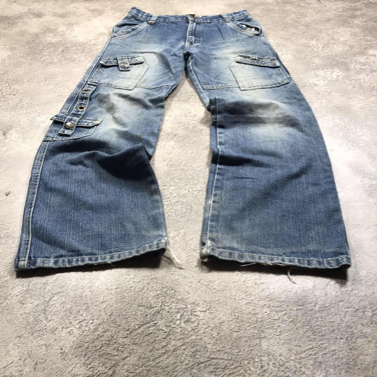 Vintage Y2K Baggy Distressed Flared Denim Jeans Faded Blue Punk 28 Size 28" / US 6 / IT 42 - 1 Thumbnail