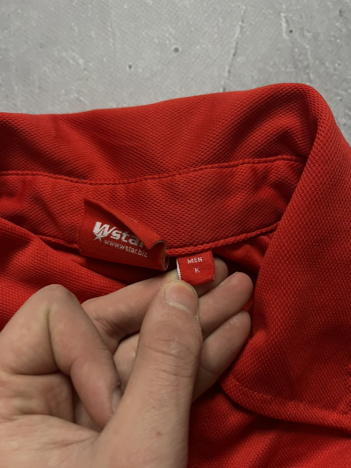Ferrari Ferrari Shell V-Power Men's Button-Down T-Shirt, Formula 1 L Size US L / EU 52-54 / 3 - 9 Thumbnail