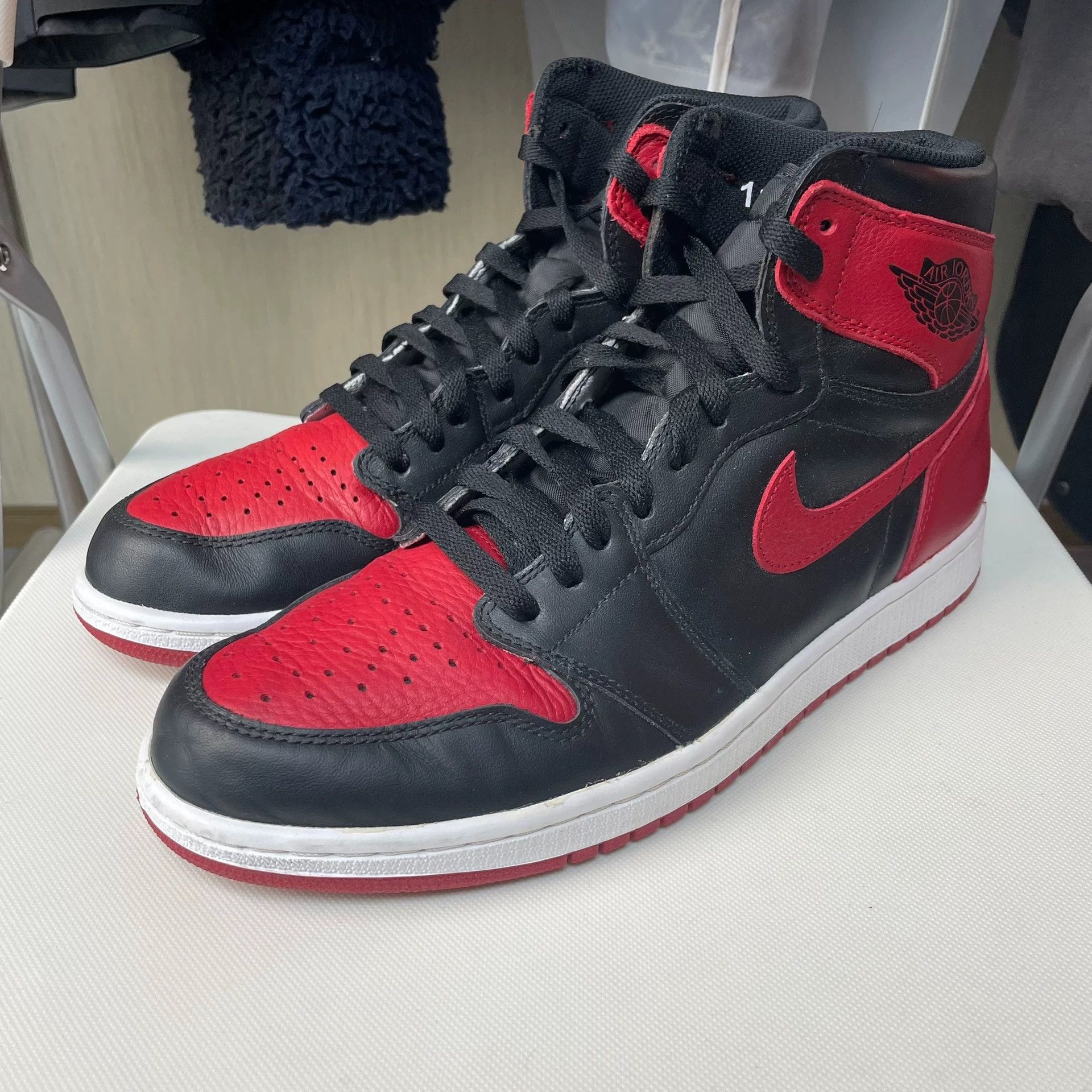 Nike Air Jordan 1 Banned 2016 45.5 US 99 New Size US 11.5 / EU 44-45 - 1 Thumbnail