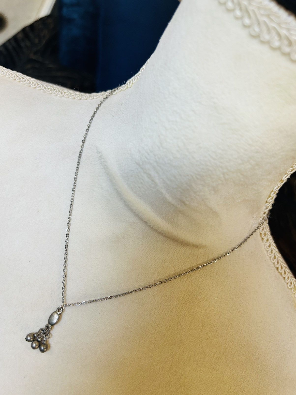 Handmade Handcrafted vintage silver dangle pendant on chain necklace Size ONE SIZE - 2 Thumbnail