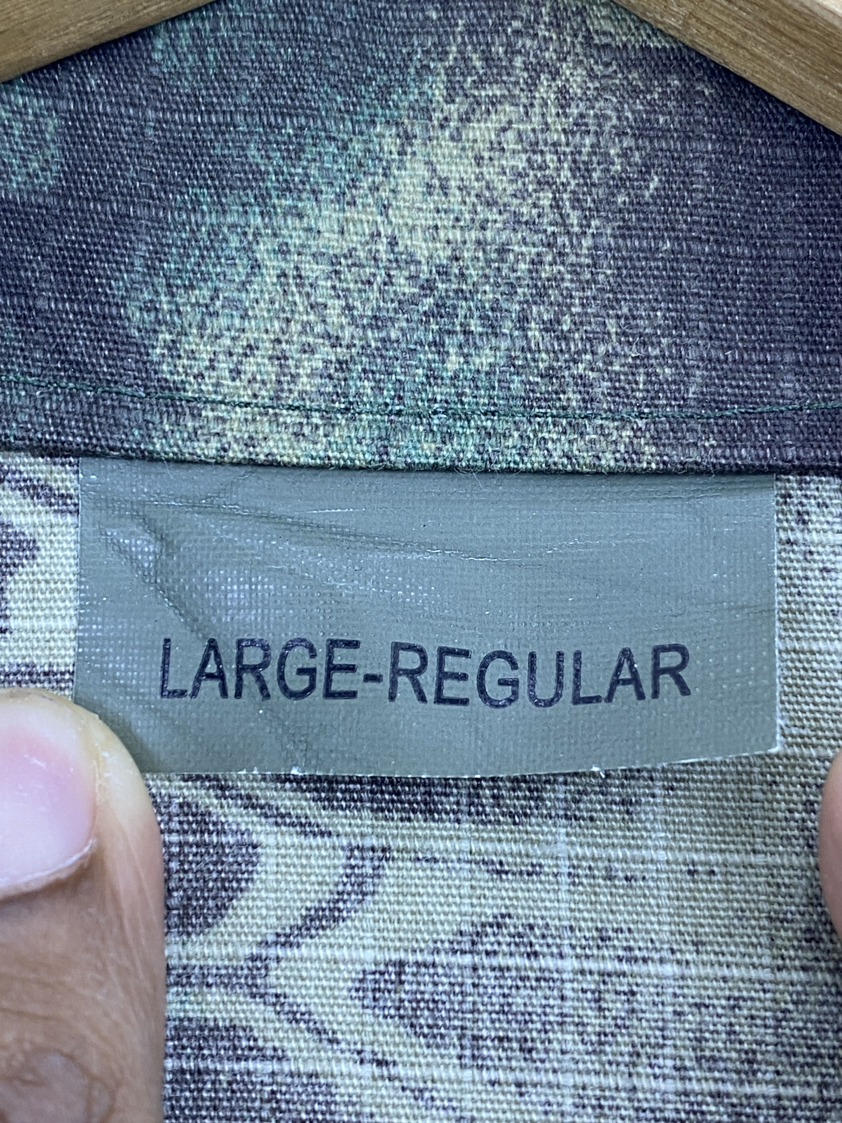 Vintage Vintage Military Camouflage Jacket J1896 Size US L / EU 52-54 / 3 - 5 Thumbnail