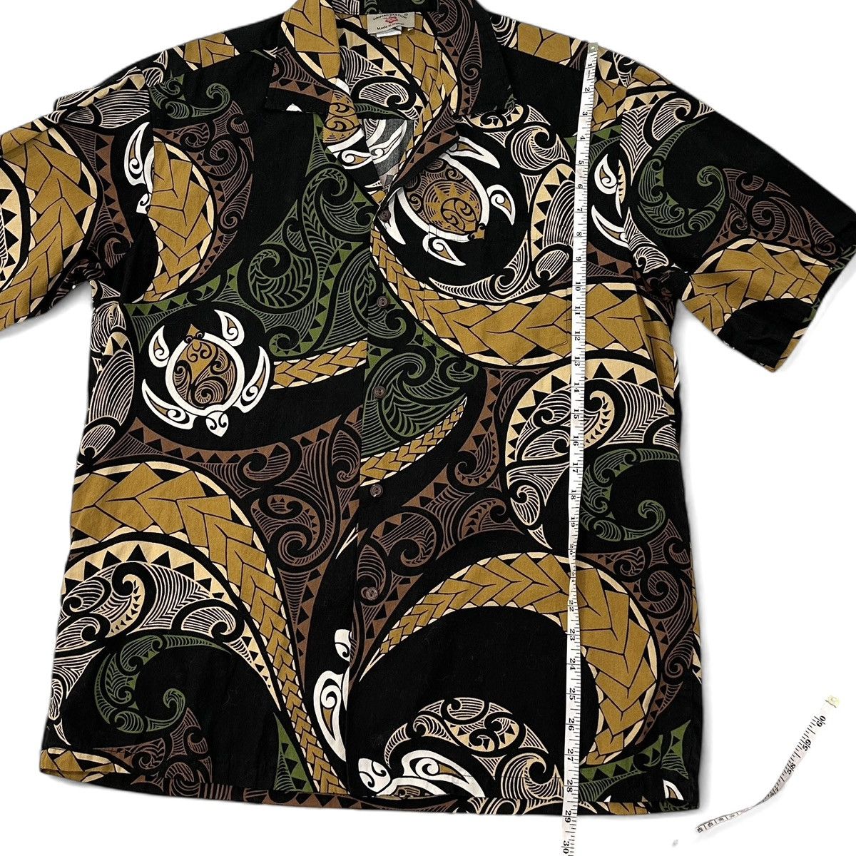 Other Vintage Hawaii Turtle Tiki Tribal Tropical Vacation Resort Size US L / EU 52-54 / 3 - 5 Thumbnail