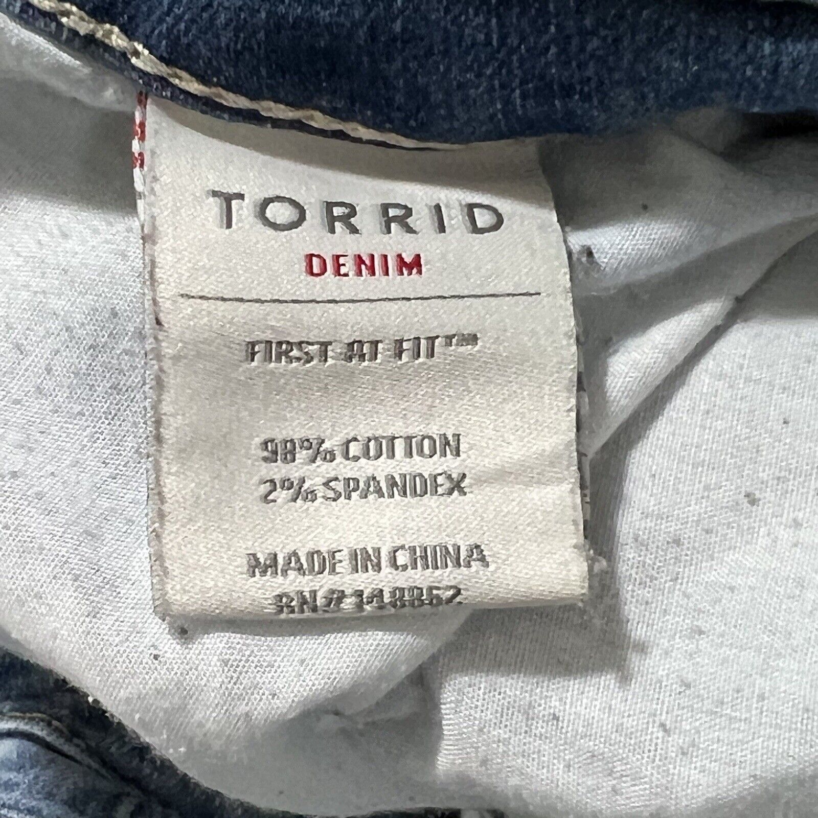Other Torrid 18 Skinny Denim Stretch Jeans Light Blue Mid Rise Size 40" / US 18 - 5 Thumbnail