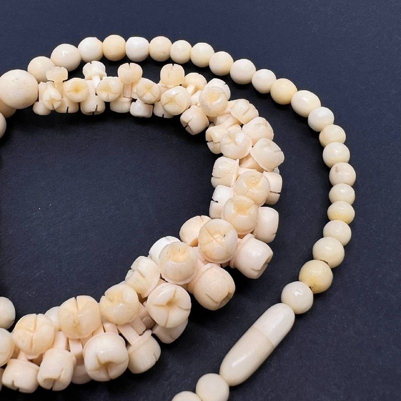 Vintage Vintage Hand-Carved Floral Bead Necklace Natural Organic Size ONE SIZE - 4 Thumbnail